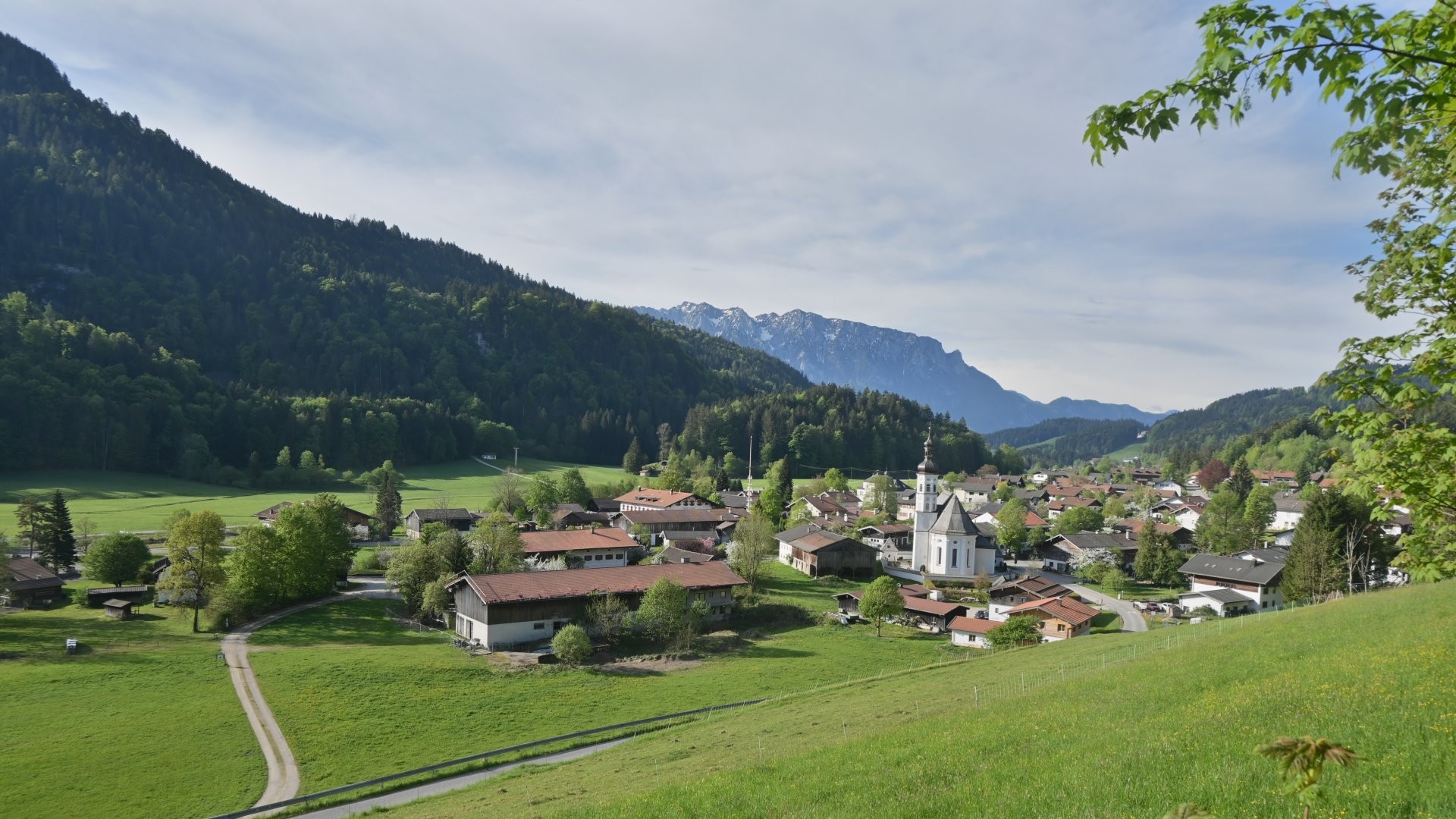 Archiv Foto Webcam Sachrang-Blick über Bergsteigerdorf