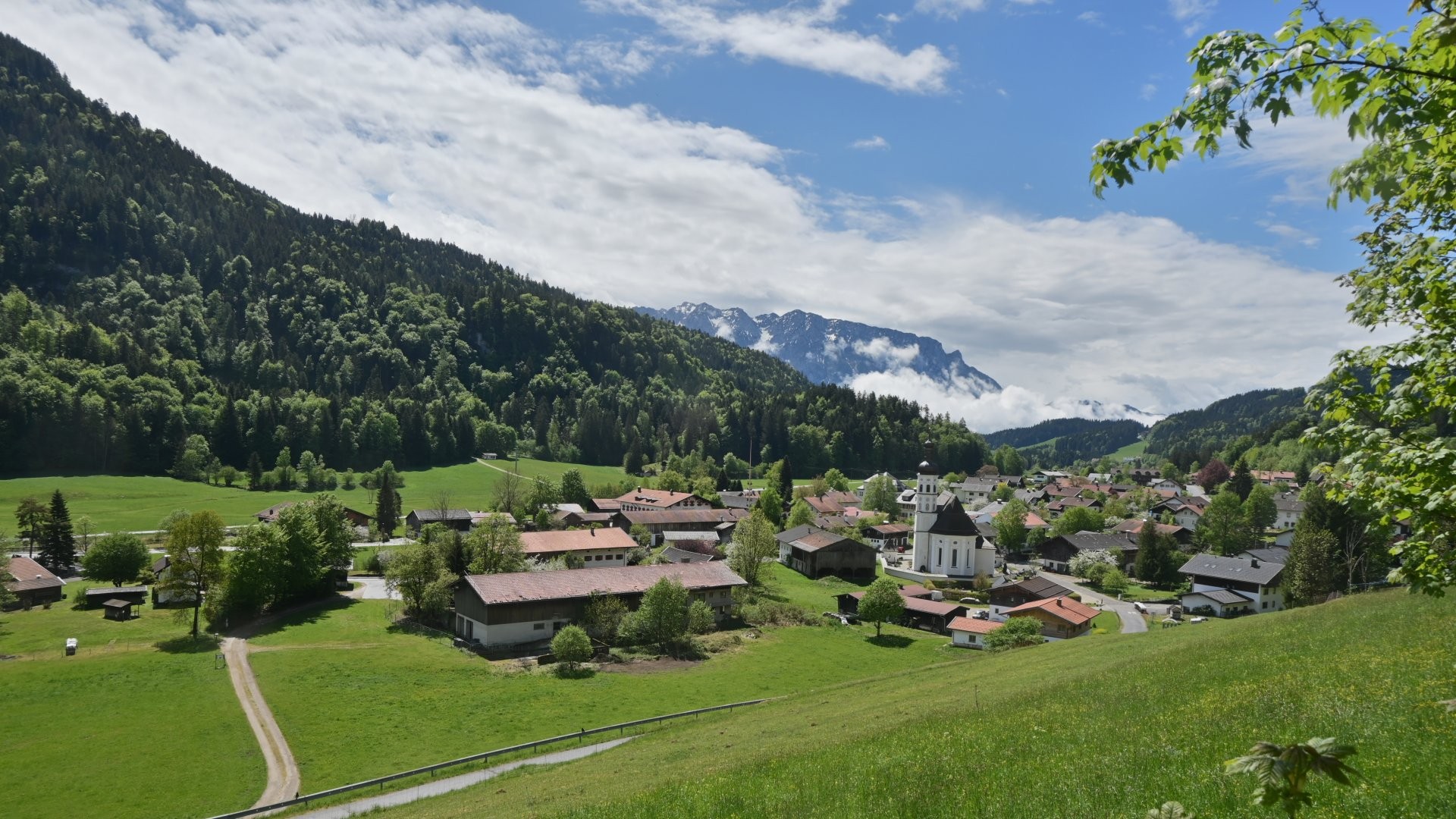 Archiv Foto Webcam Sachrang-Blick über Bergsteigerdorf