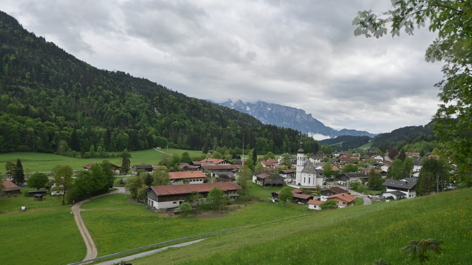 Archiv Foto Webcam Sachrang-Blick über Bergsteigerdorf