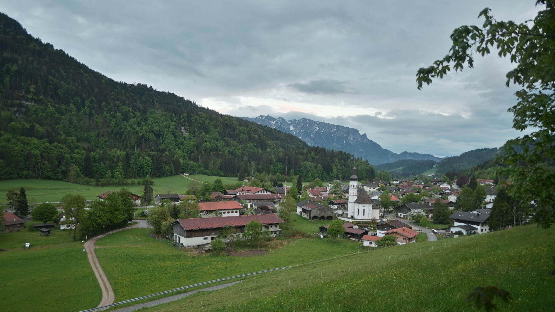 Archiv Foto Webcam Sachrang-Blick über Bergsteigerdorf