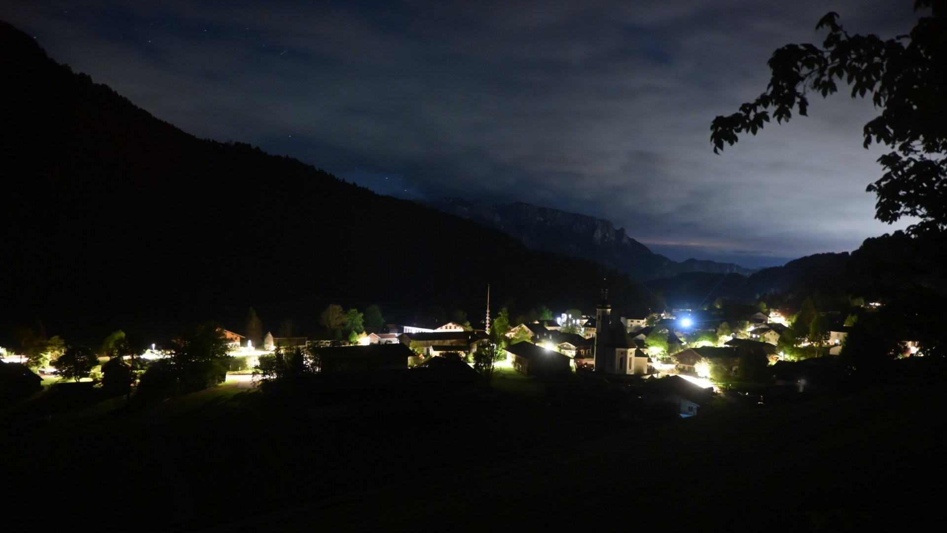 Archiv Foto Webcam Sachrang-Blick über Bergsteigerdorf
