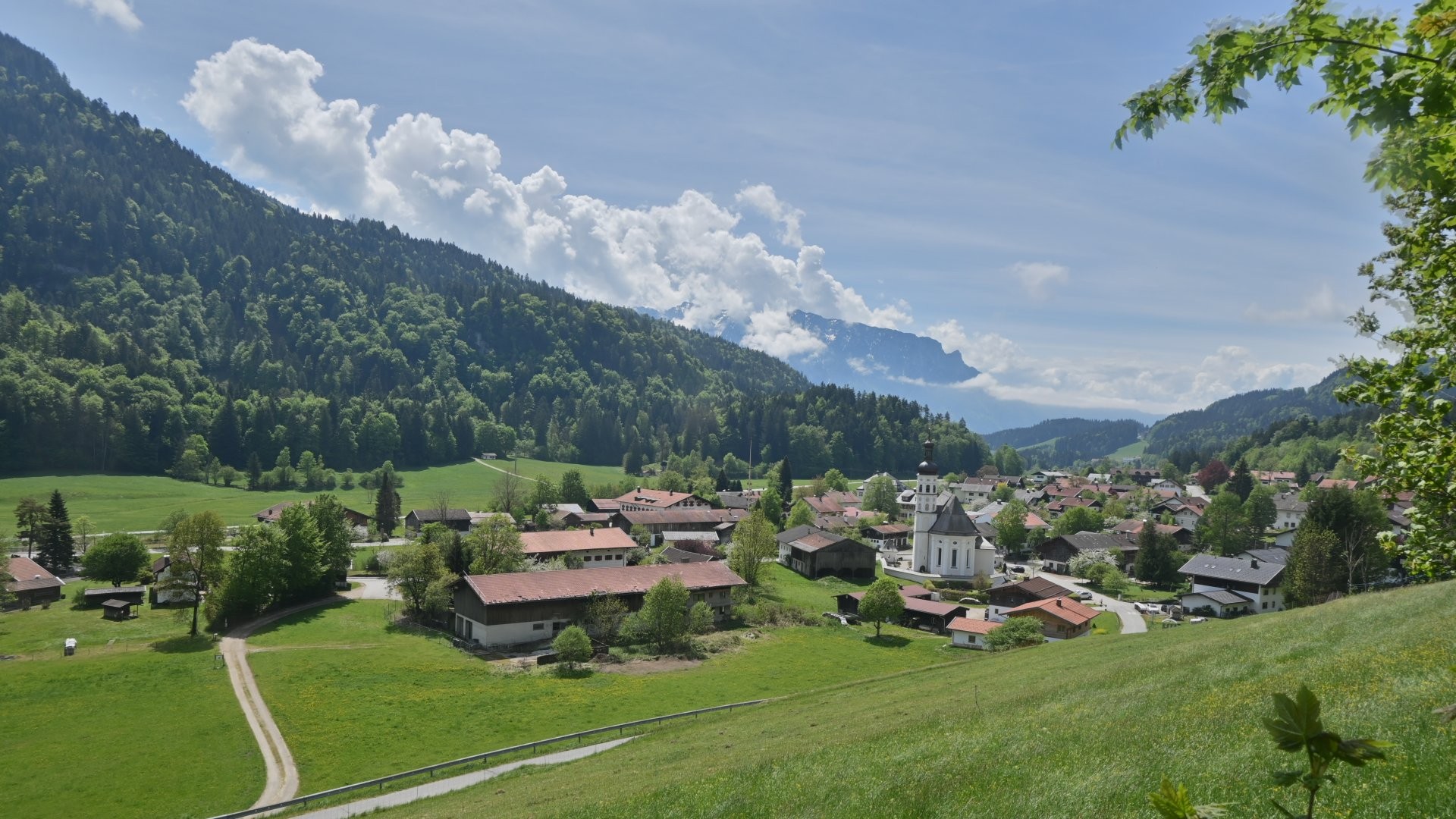 Archiv Foto Webcam Sachrang-Blick über Bergsteigerdorf
