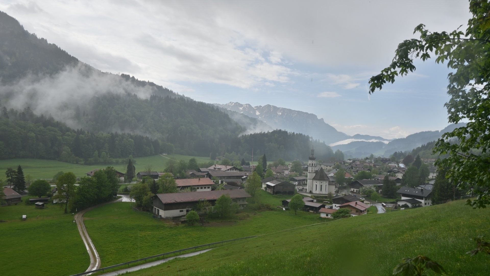 Archiv Foto Webcam Sachrang-Blick über Bergsteigerdorf