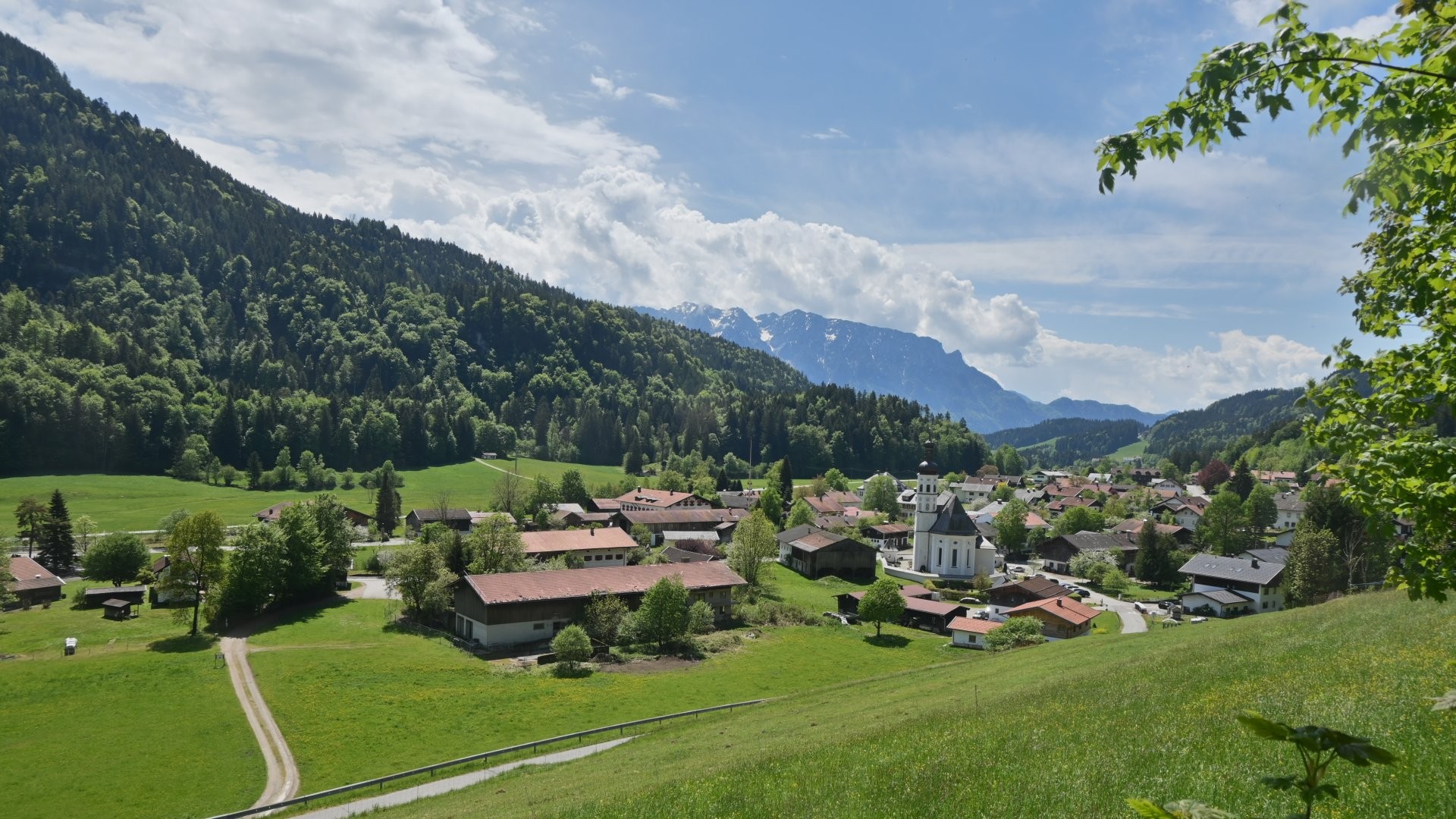 Archiv Foto Webcam Sachrang-Blick über Bergsteigerdorf