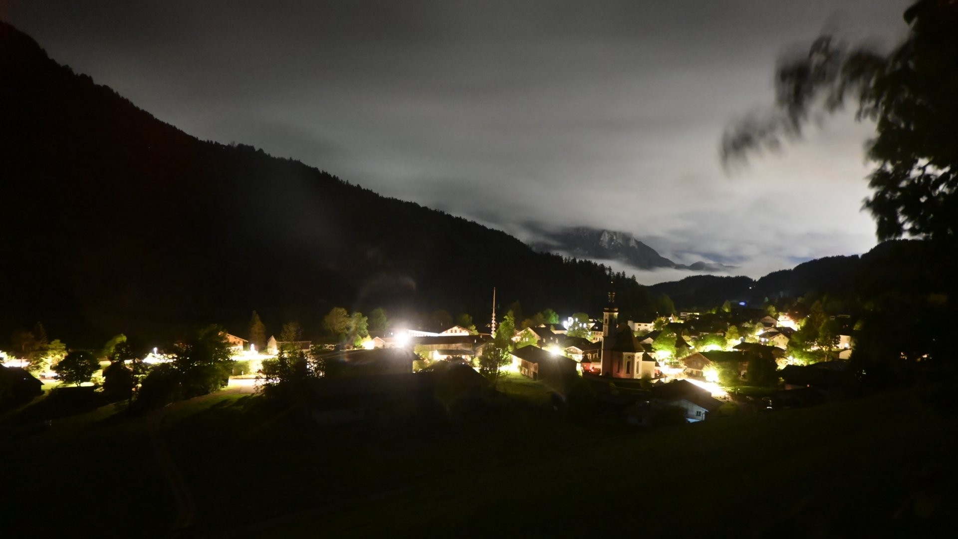 Archiv Foto Webcam Sachrang-Blick über Bergsteigerdorf
