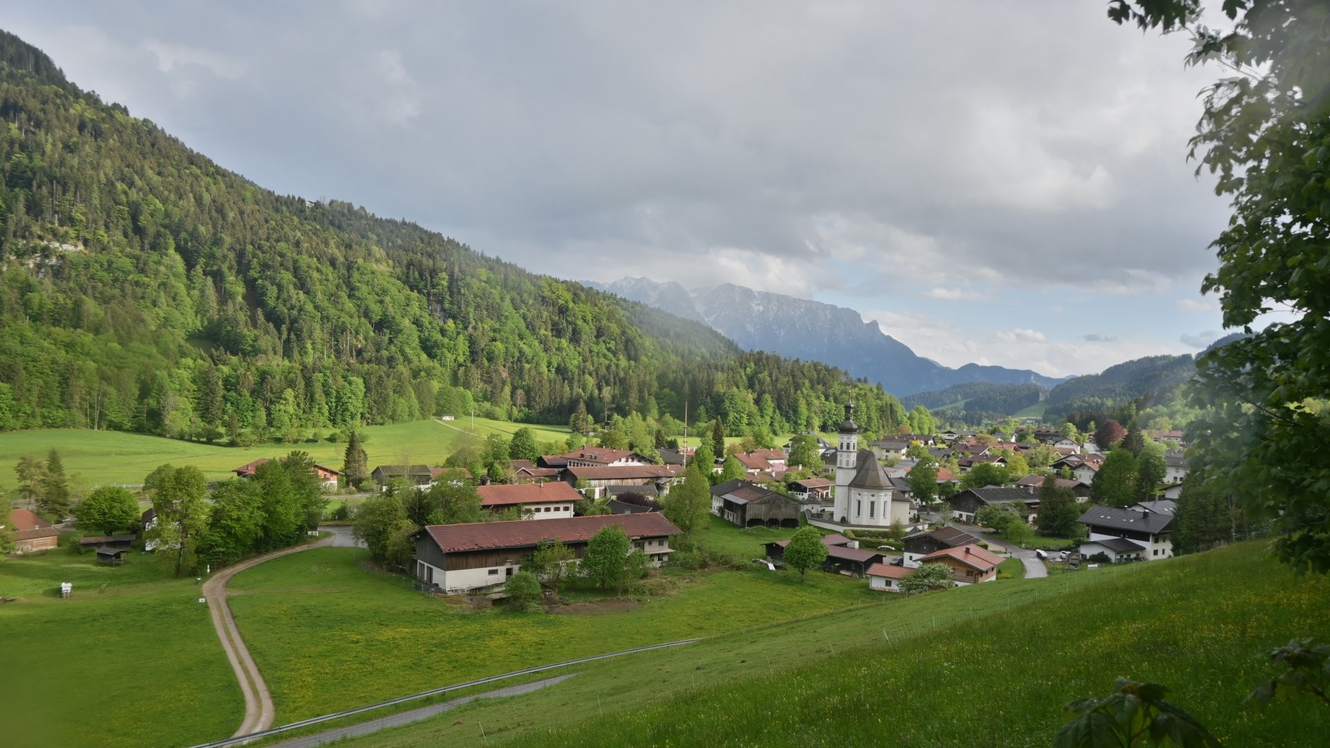 Archiv Foto Webcam Sachrang-Blick über Bergsteigerdorf
