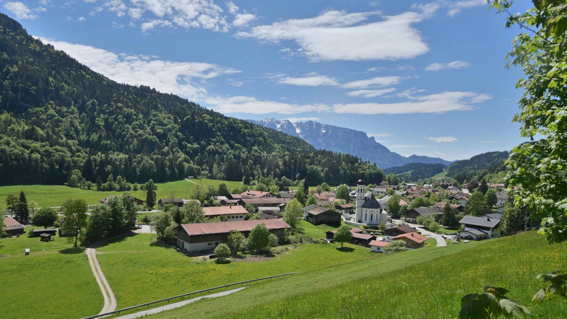 Archiv Foto Webcam Sachrang-Blick über Bergsteigerdorf