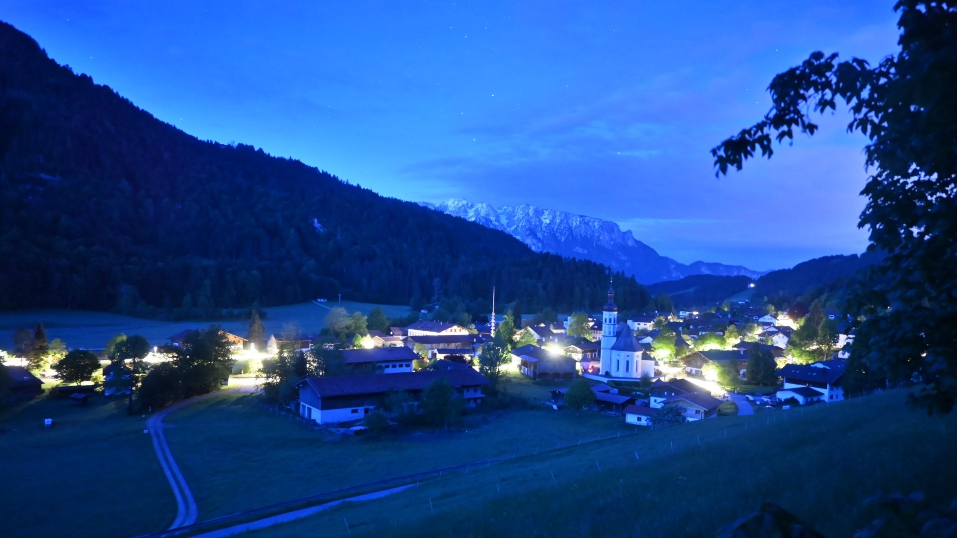 Archiv Foto Webcam Sachrang-Blick über Bergsteigerdorf