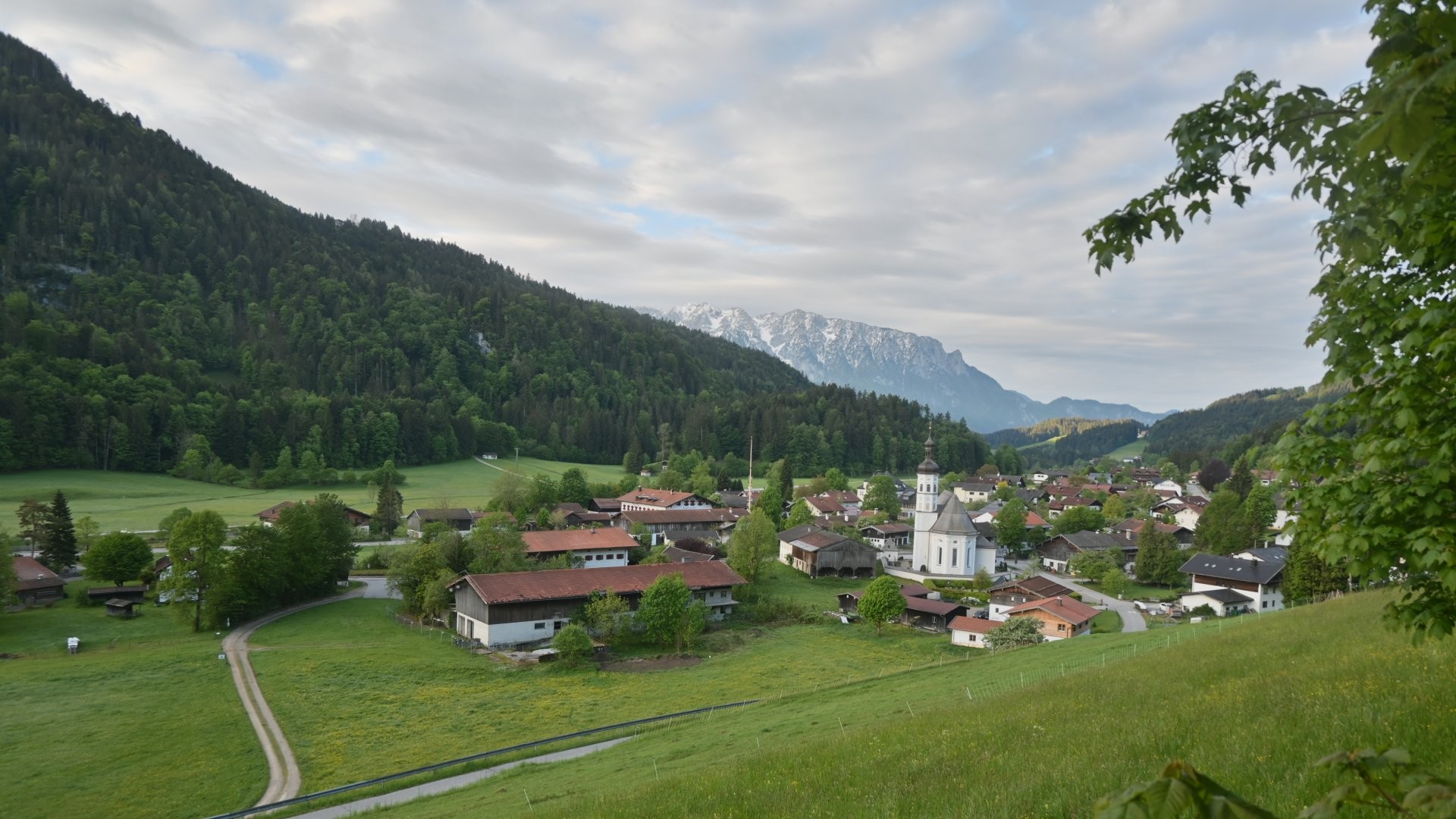 Archiv Foto Webcam Sachrang-Blick über Bergsteigerdorf