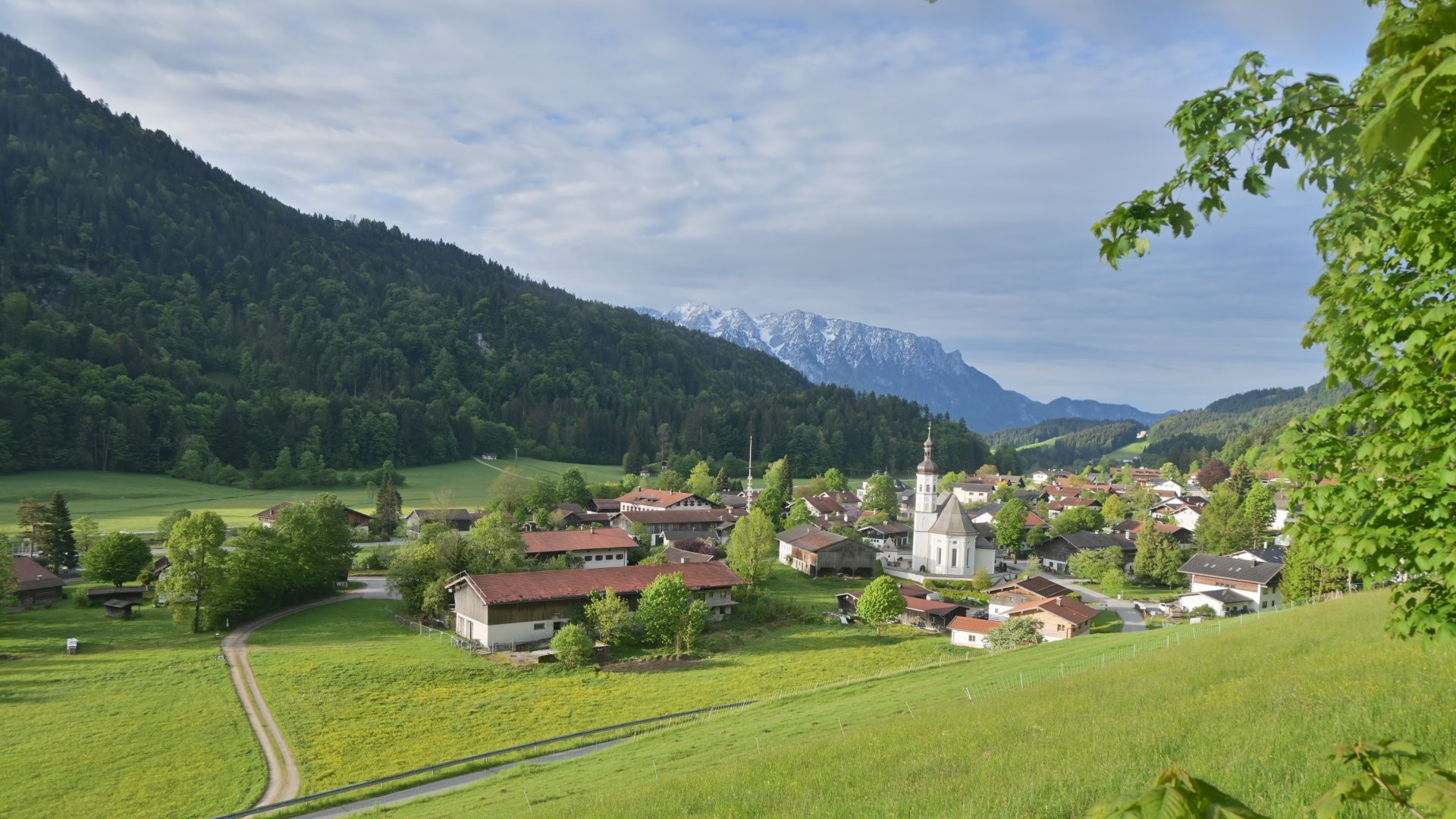 Archiv Foto Webcam Sachrang-Blick über Bergsteigerdorf