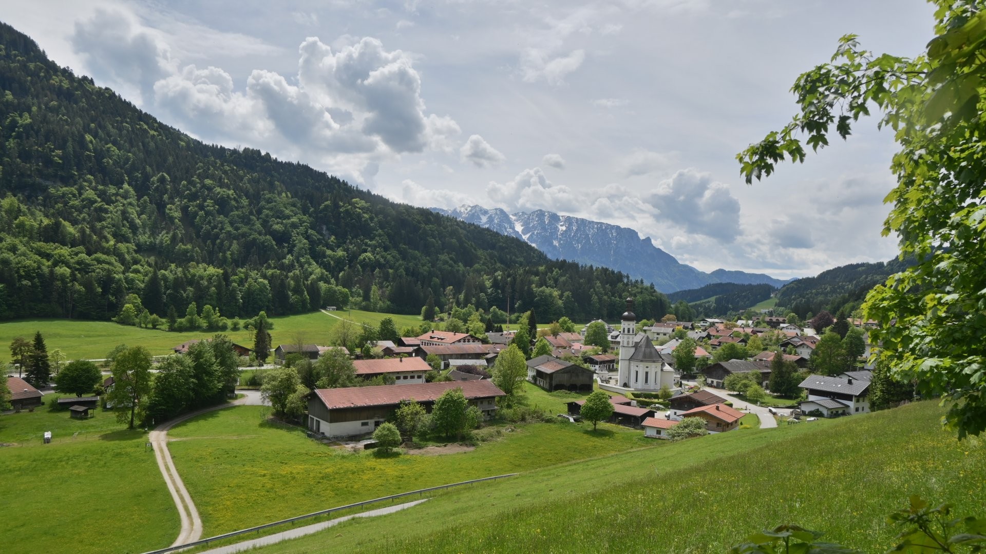 Archiv Foto Webcam Sachrang-Blick über Bergsteigerdorf
