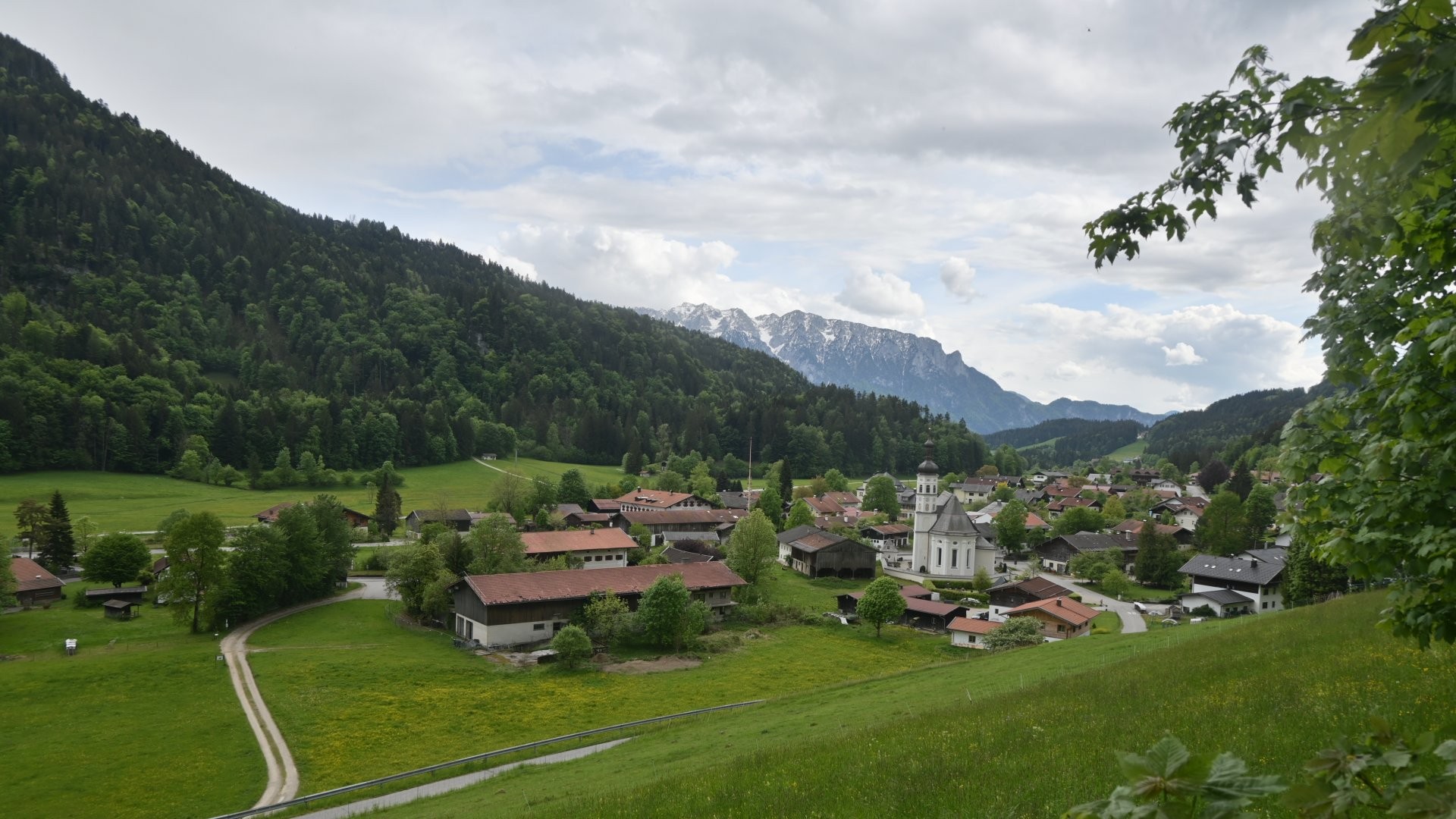 Archiv Foto Webcam Sachrang-Blick über Bergsteigerdorf