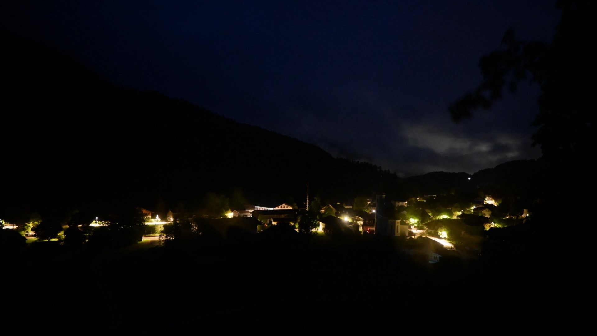 Archiv Foto Webcam Sachrang-Blick über Bergsteigerdorf