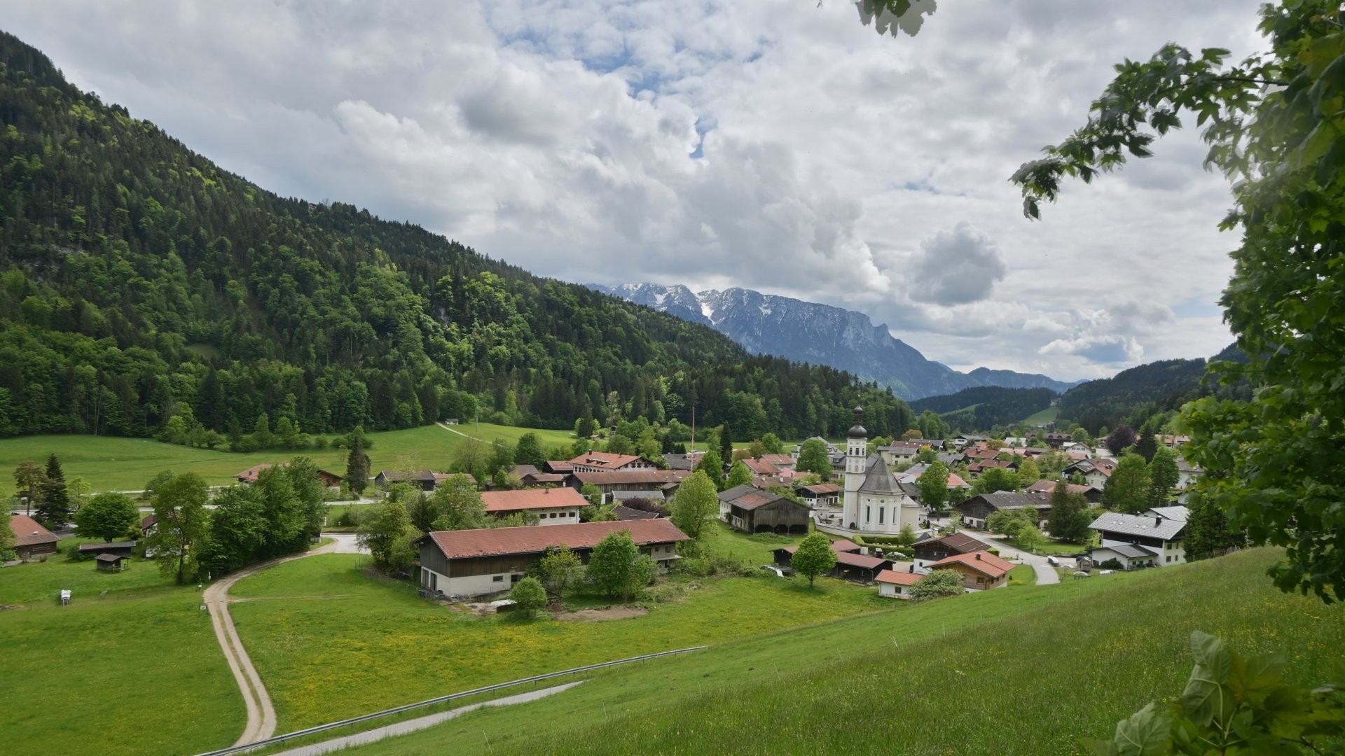 Archiv Foto Webcam Sachrang-Blick über Bergsteigerdorf