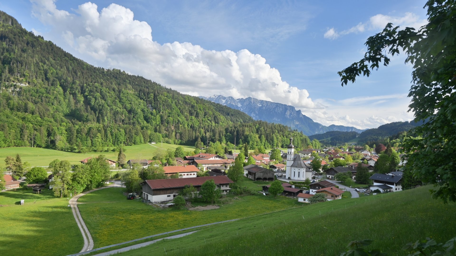 Archiv Foto Webcam Sachrang-Blick über Bergsteigerdorf