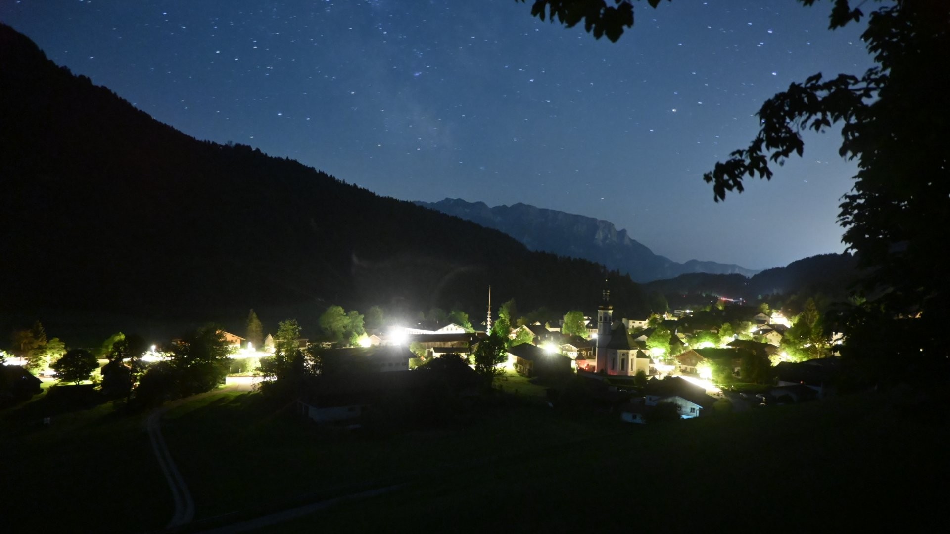 Archiv Foto Webcam Sachrang-Blick über Bergsteigerdorf