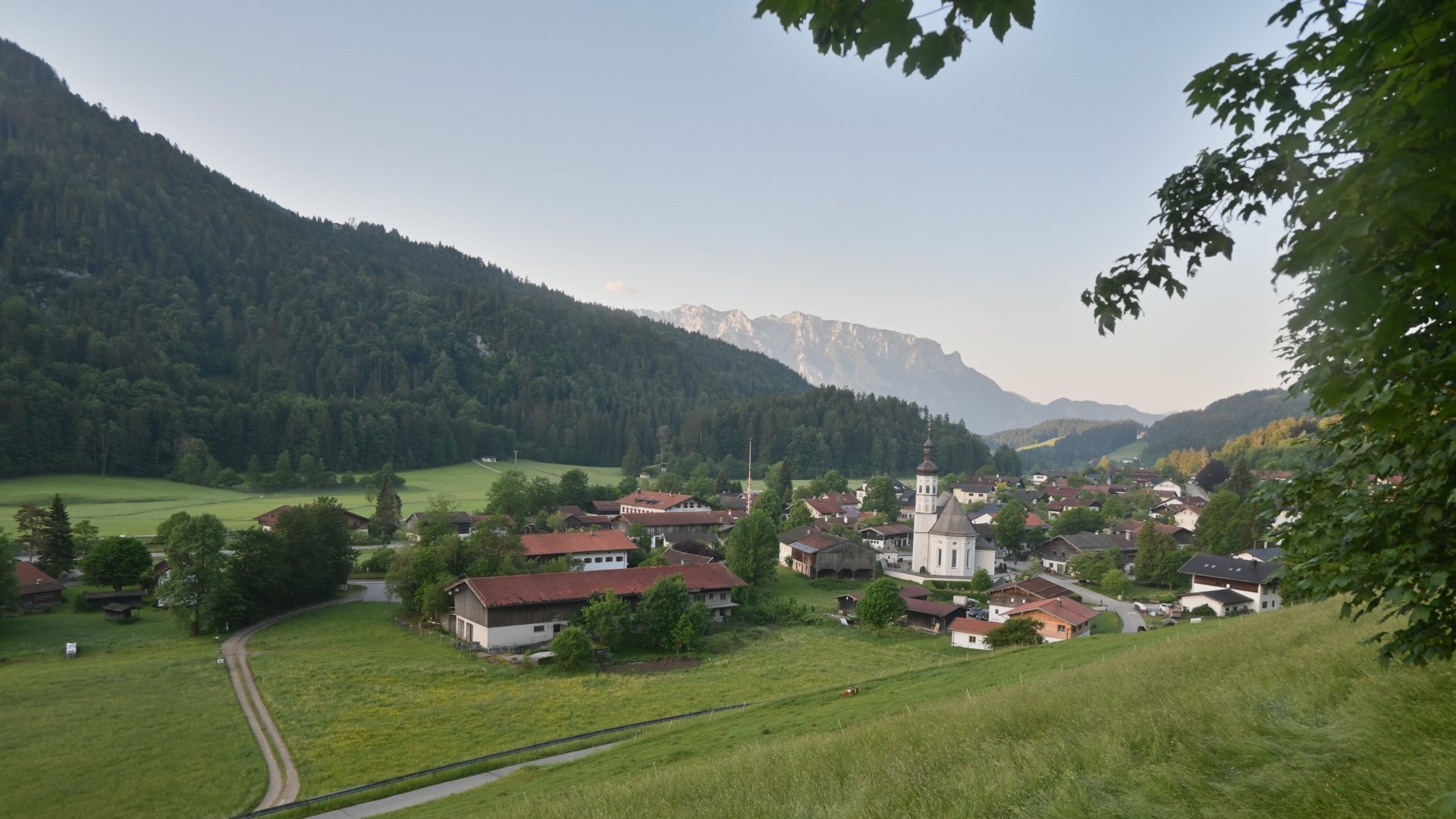 Archiv Foto Webcam Sachrang-Blick über Bergsteigerdorf