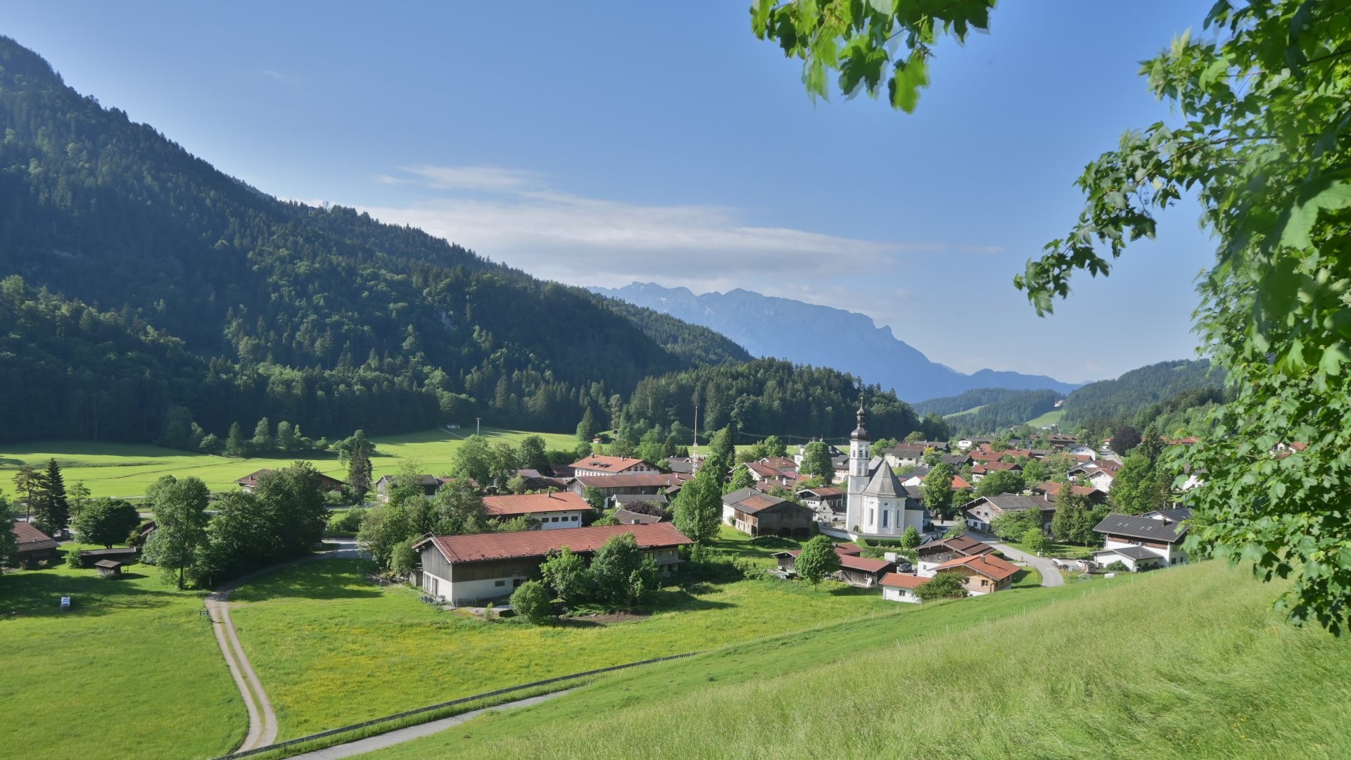 Archiv Foto Webcam Sachrang-Blick über Bergsteigerdorf