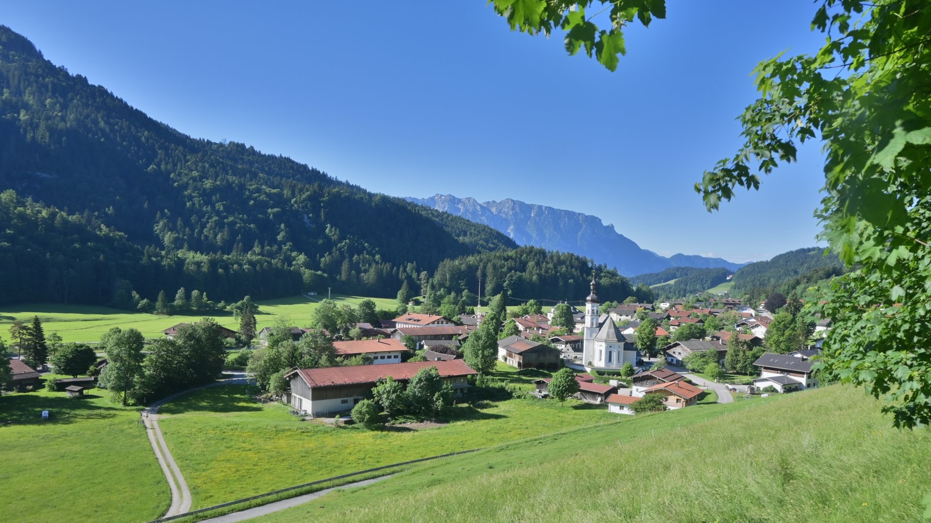 Archiv Foto Webcam Sachrang-Blick über Bergsteigerdorf