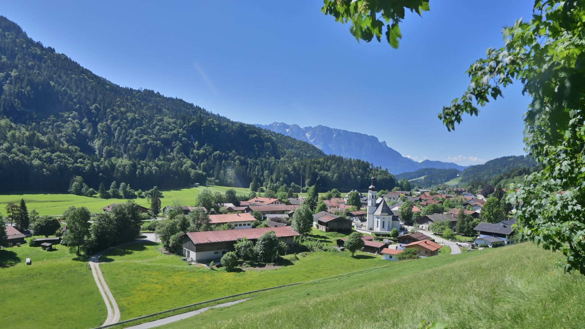 Archiv Foto Webcam Sachrang-Blick über Bergsteigerdorf
