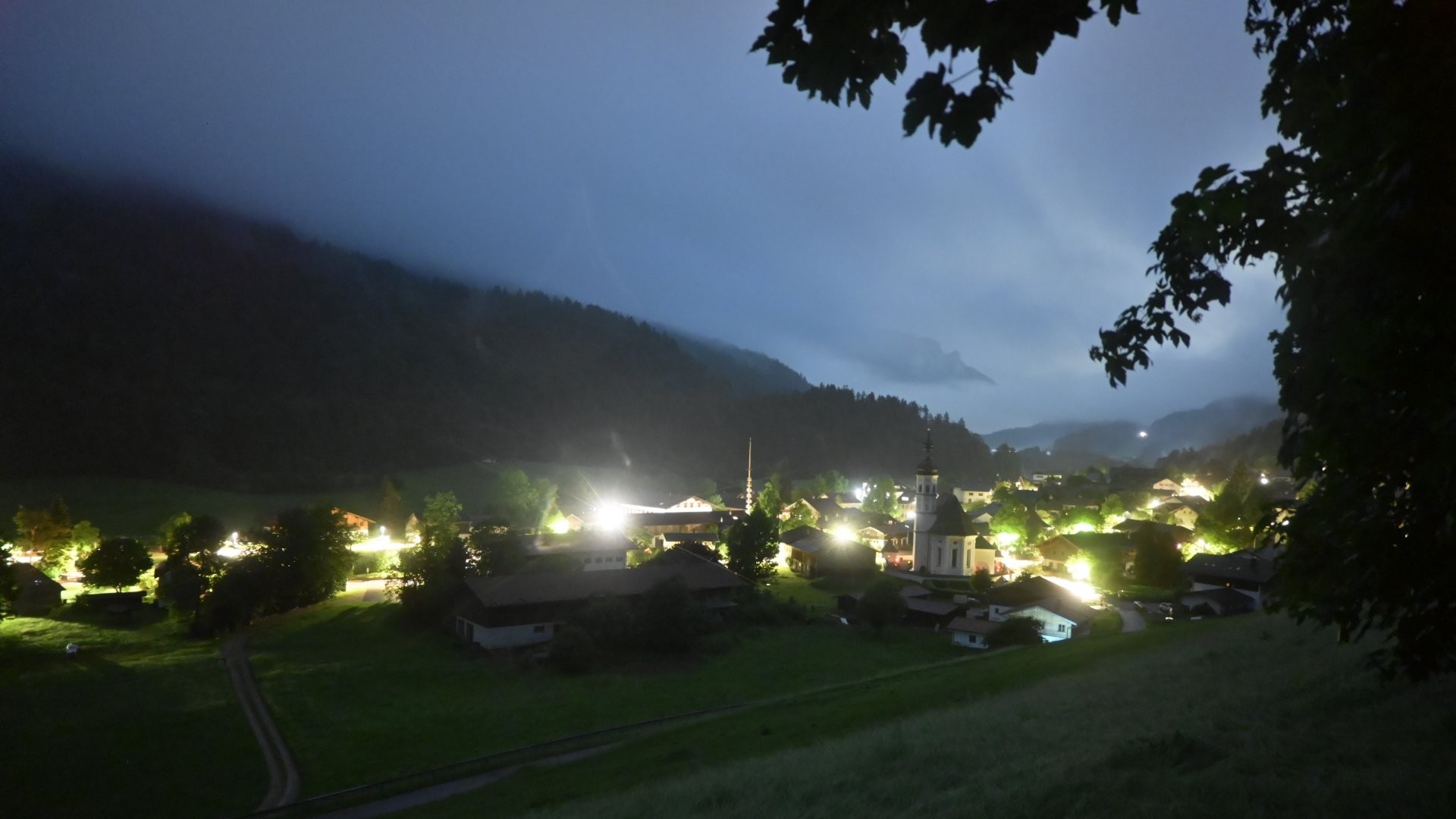 Archiv Foto Webcam Sachrang-Blick über Bergsteigerdorf