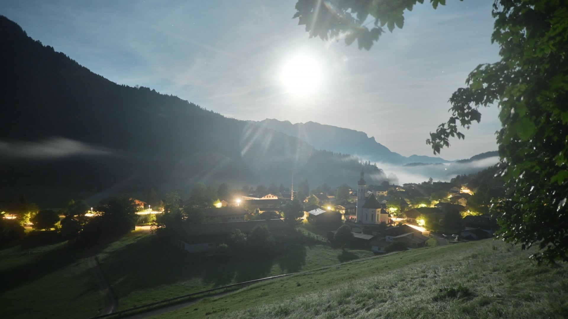 Archiv Foto Webcam Sachrang-Blick über Bergsteigerdorf