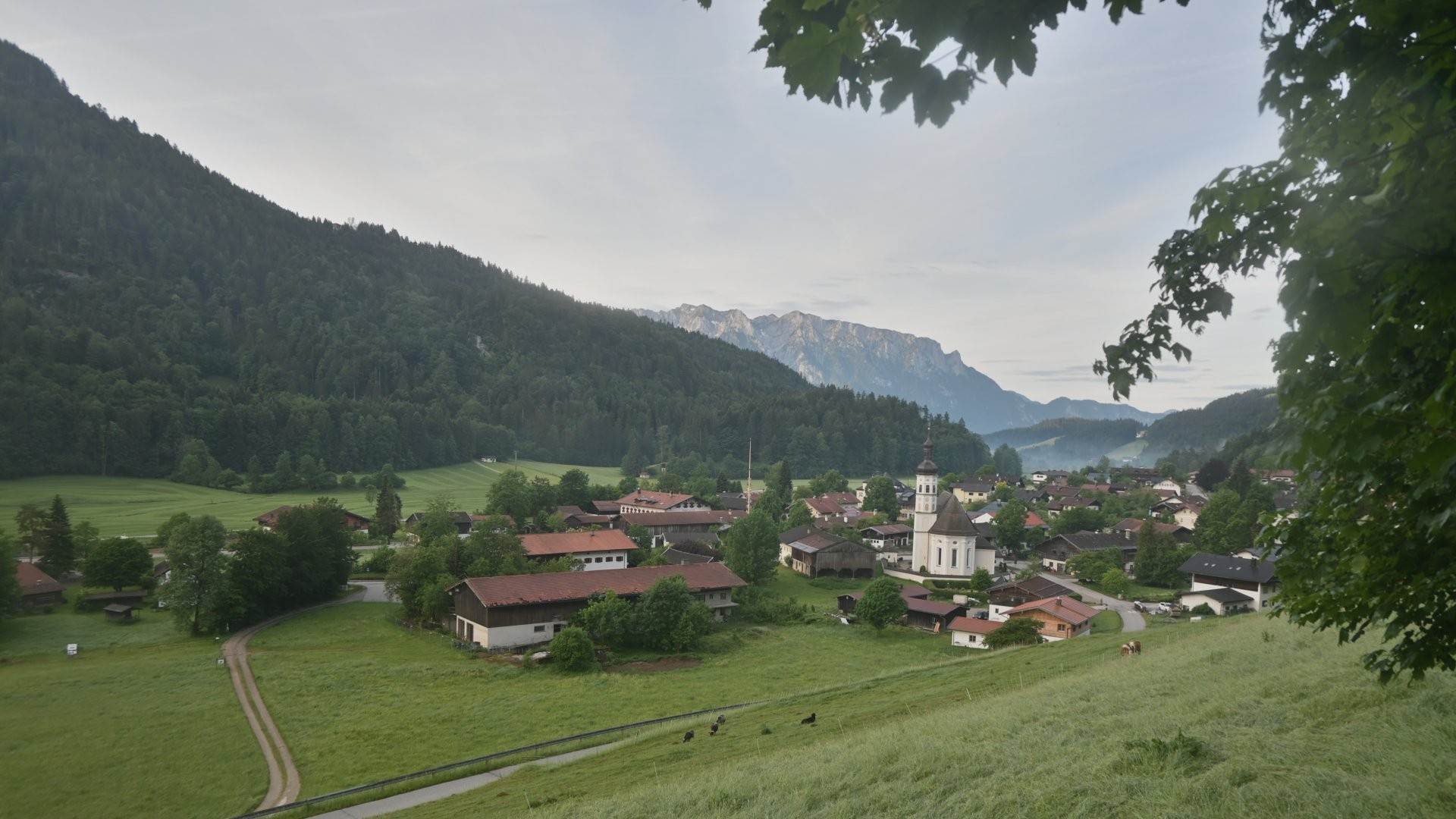 Archiv Foto Webcam Sachrang-Blick über Bergsteigerdorf
