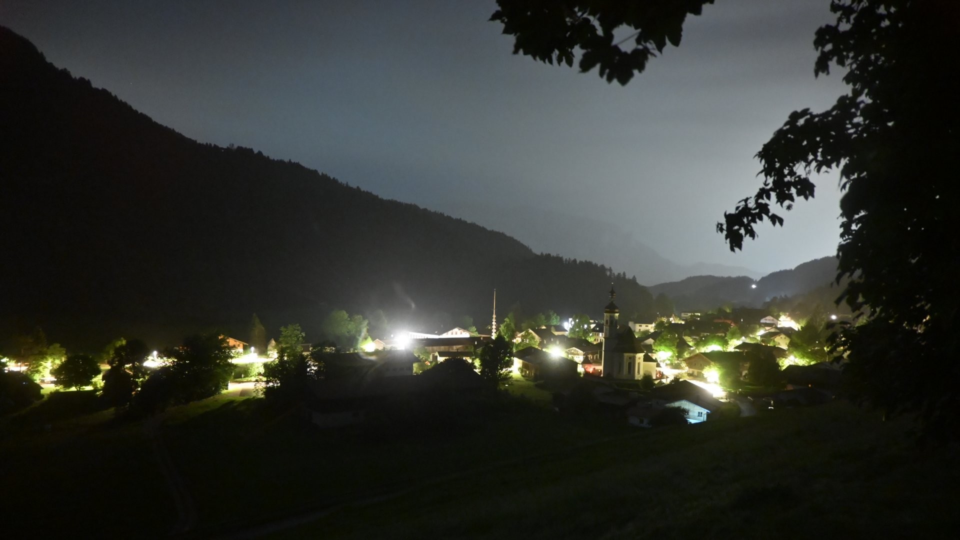 Archiv Foto Webcam Sachrang-Blick über Bergsteigerdorf