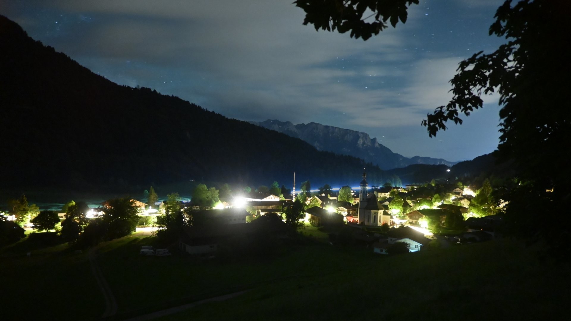 Archiv Foto Webcam Sachrang-Blick über Bergsteigerdorf