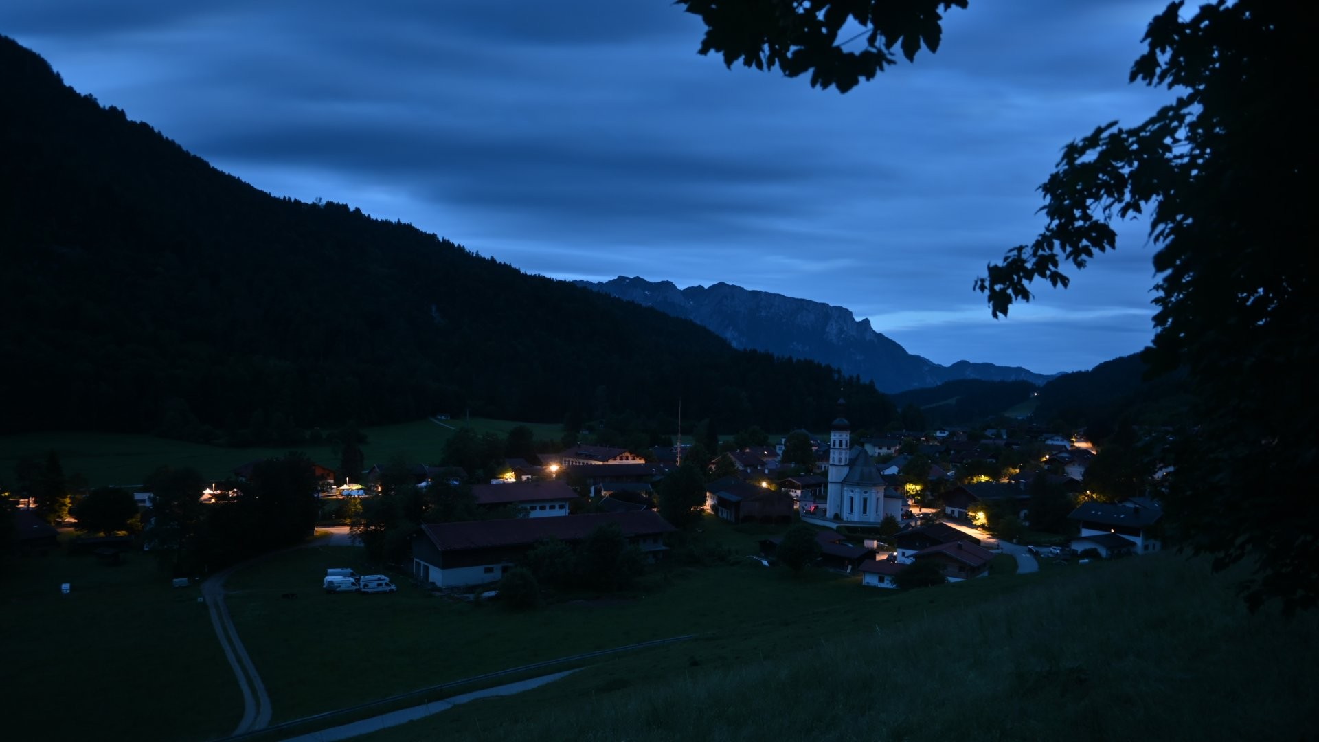 Archiv Foto Webcam Sachrang-Blick über Bergsteigerdorf