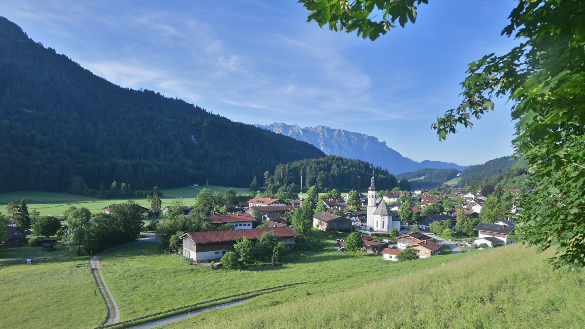 Archiv Foto Webcam Sachrang-Blick über Bergsteigerdorf