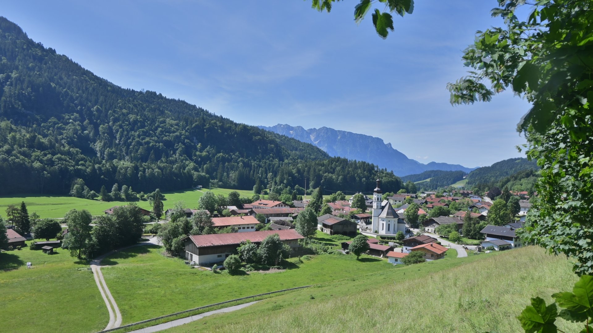 Archiv Foto Webcam Sachrang-Blick über Bergsteigerdorf