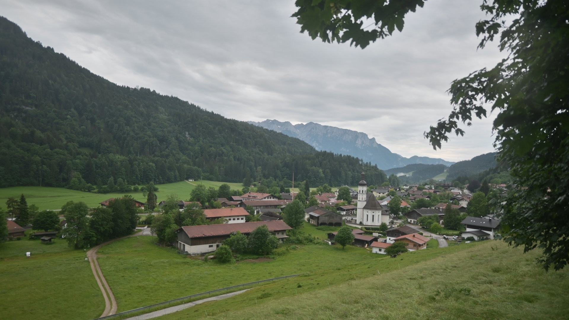 Archiv Foto Webcam Sachrang-Blick über Bergsteigerdorf