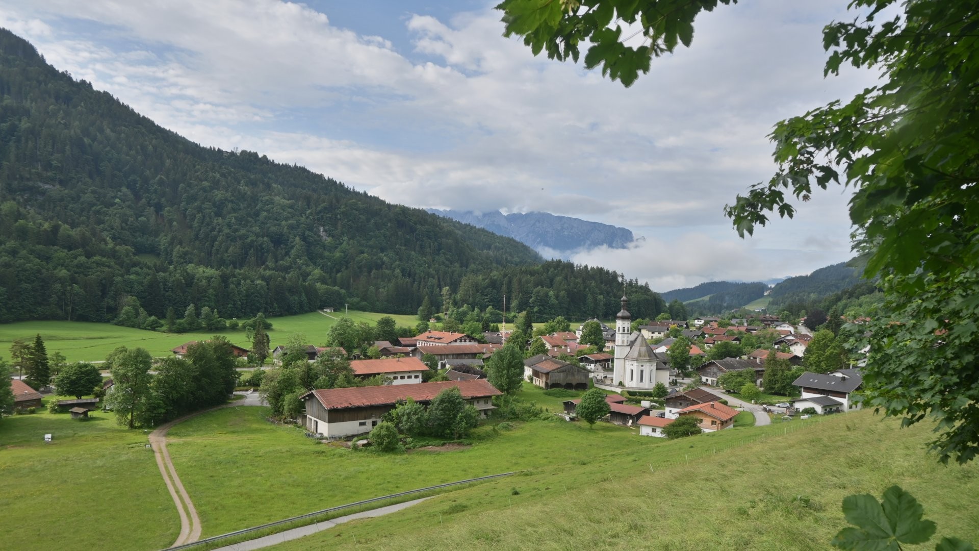 Archiv Foto Webcam Sachrang-Blick über Bergsteigerdorf