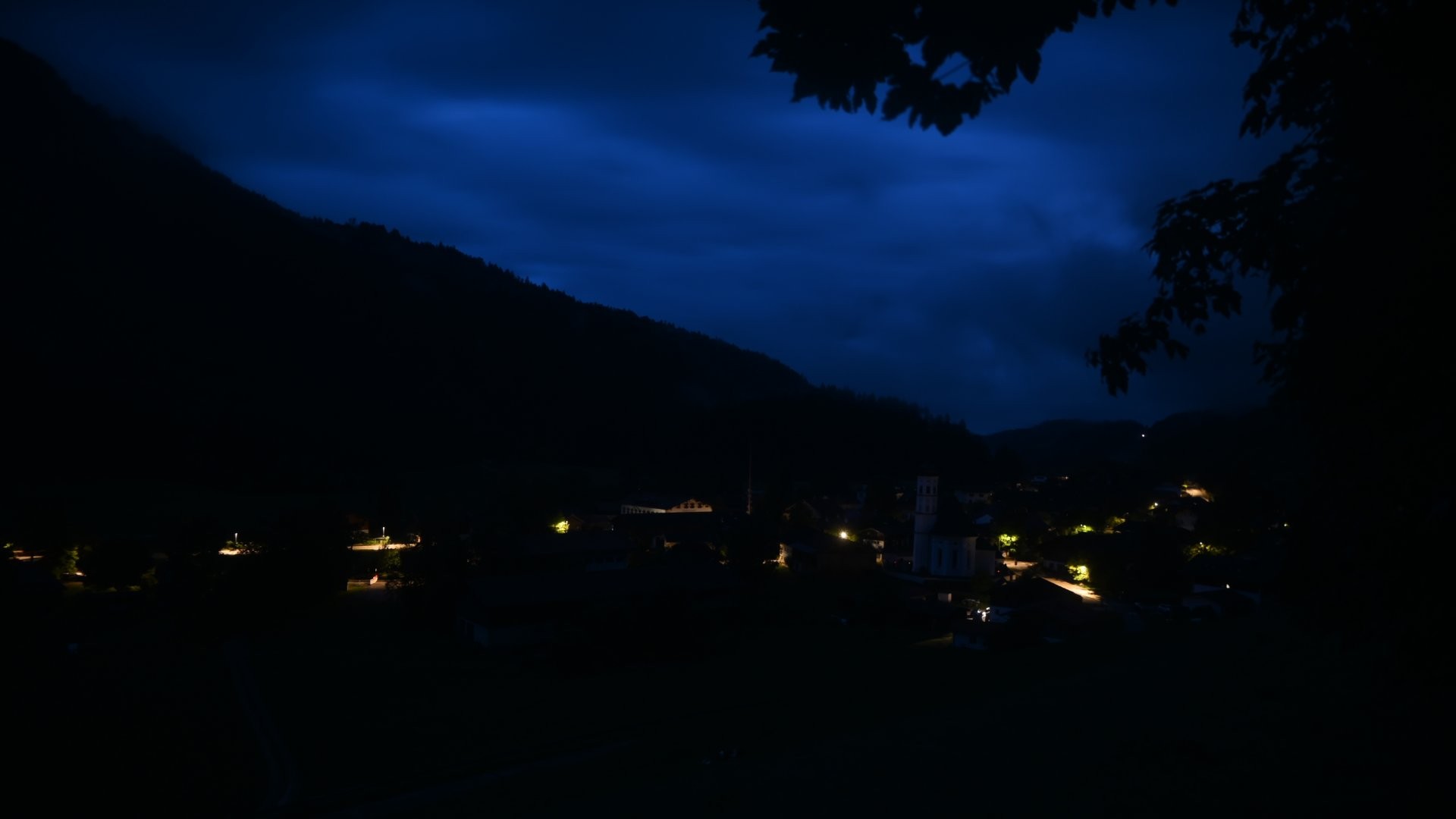 Archiv Foto Webcam Sachrang-Blick über Bergsteigerdorf
