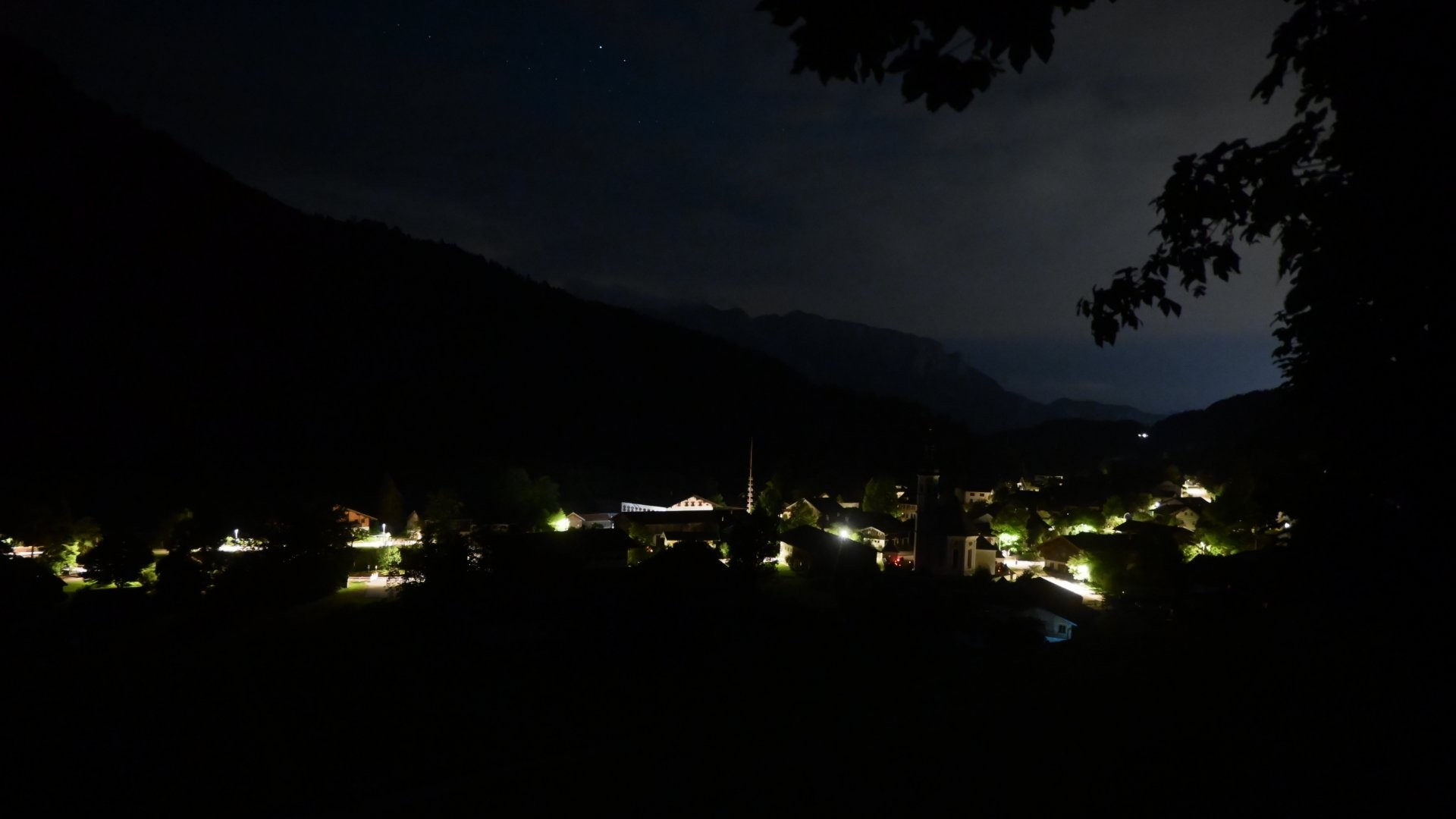 Archiv Foto Webcam Sachrang-Blick über Bergsteigerdorf
