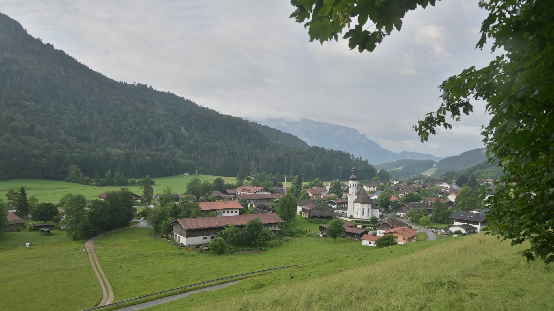 Archiv Foto Webcam Sachrang-Blick über Bergsteigerdorf