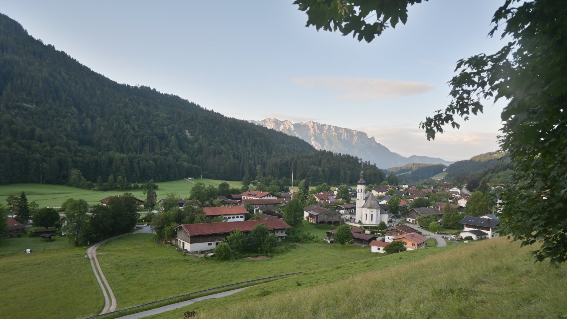 Archiv Foto Webcam Sachrang-Blick über Bergsteigerdorf