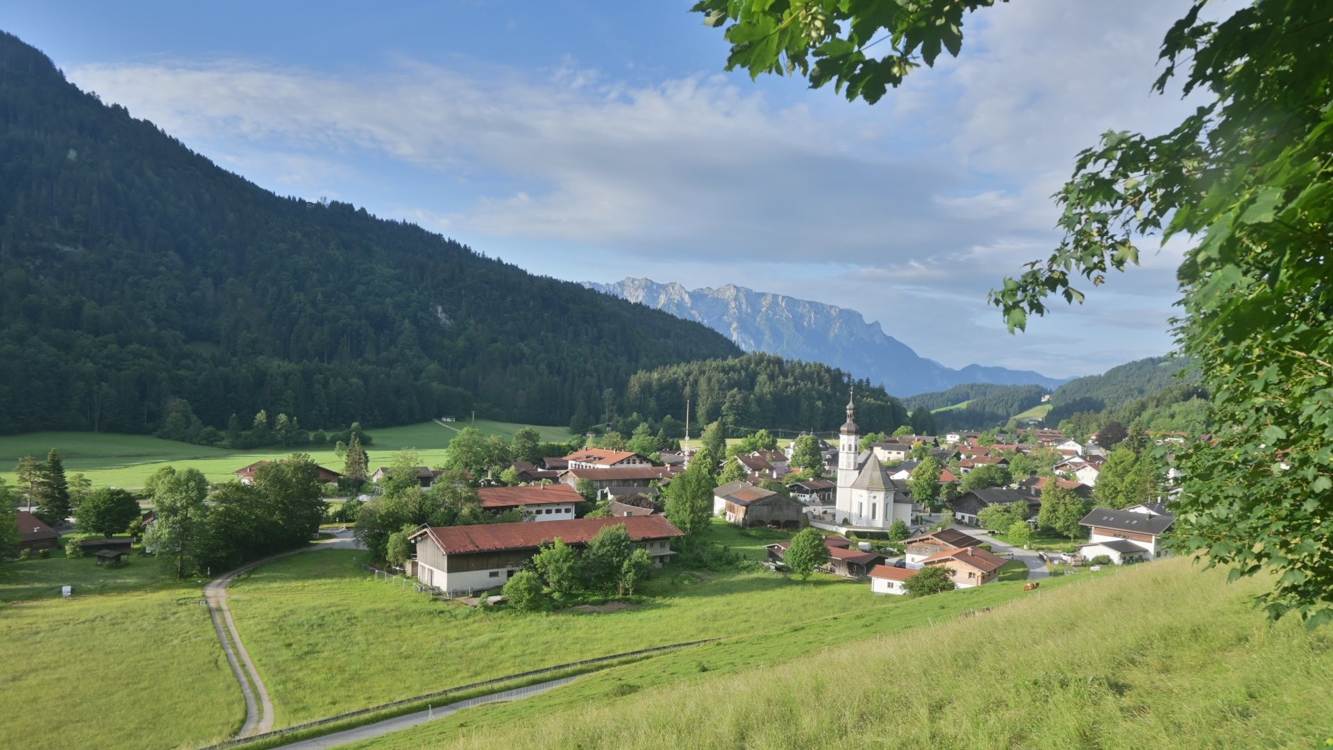 Archiv Foto Webcam Sachrang-Blick über Bergsteigerdorf