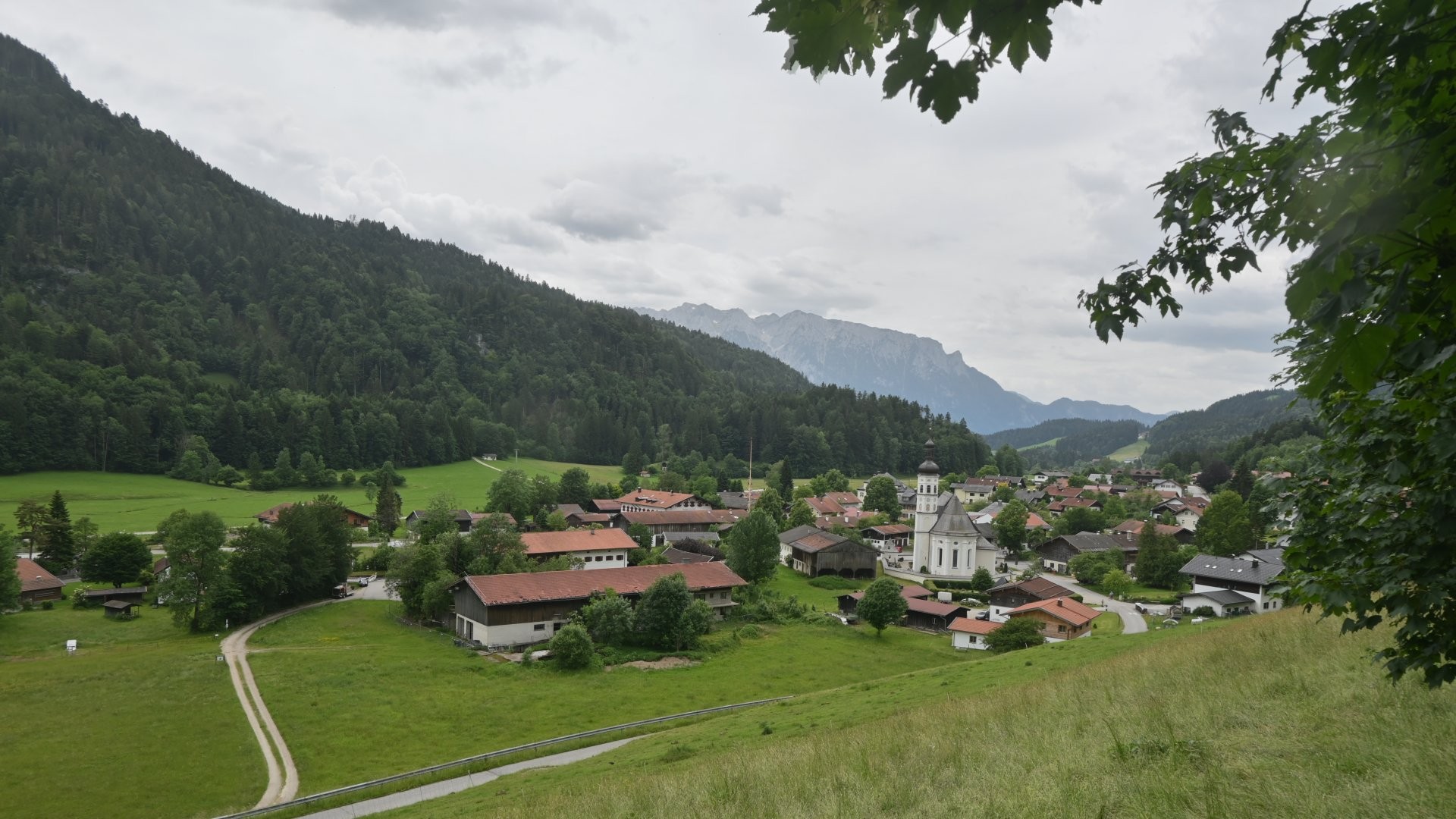 Archiv Foto Webcam Sachrang-Blick über Bergsteigerdorf