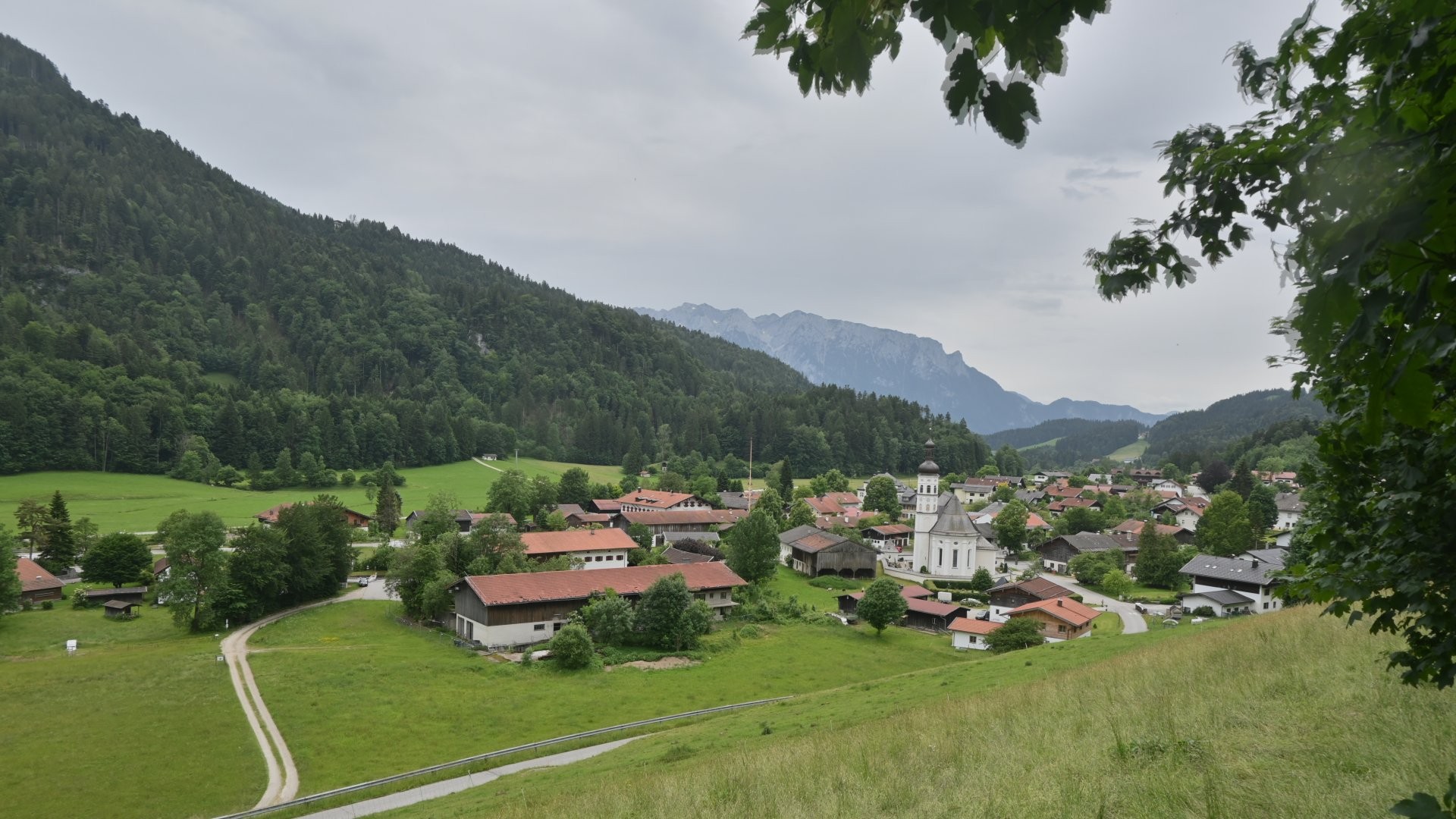 Archiv Foto Webcam Sachrang-Blick über Bergsteigerdorf