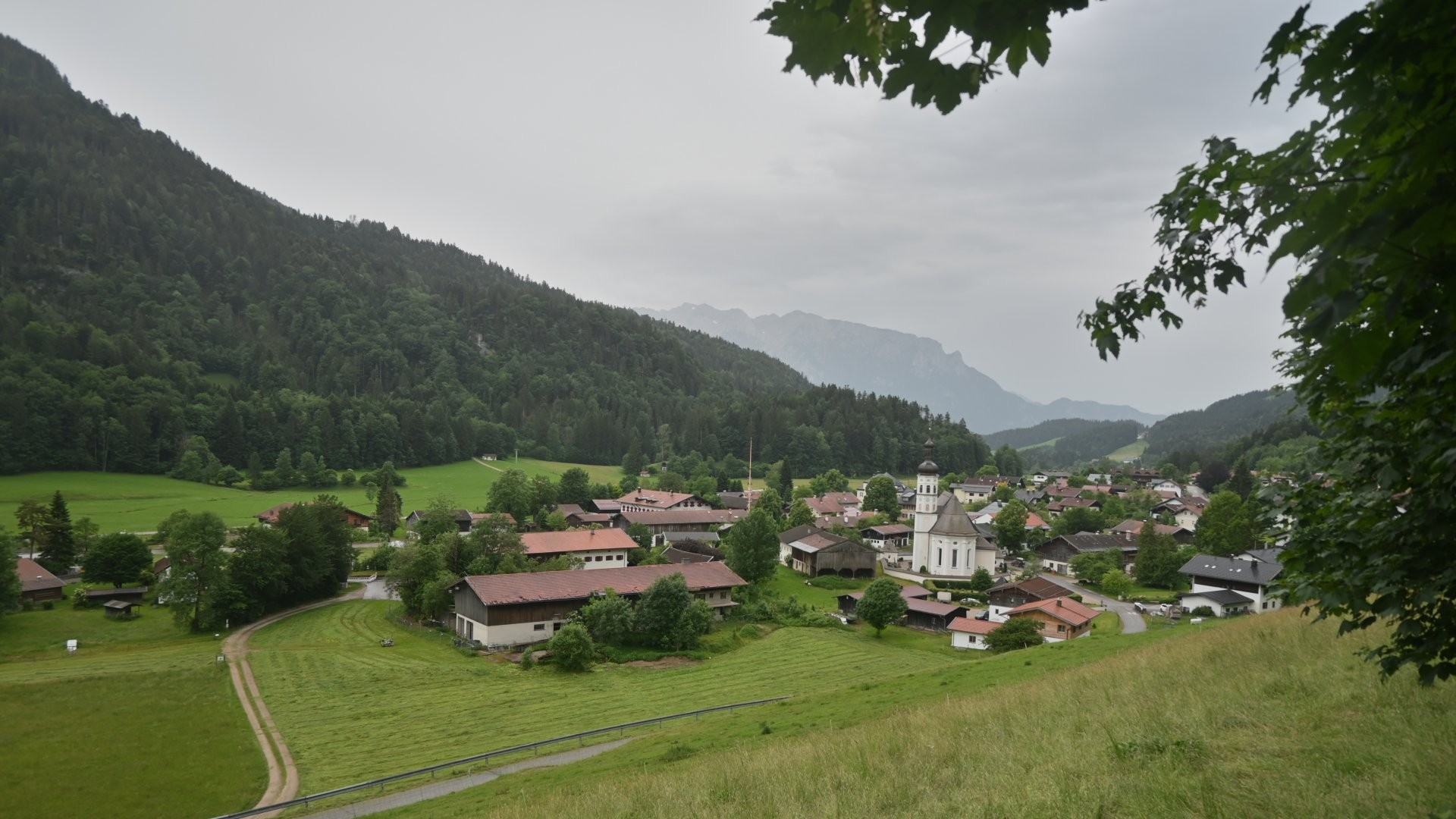 Archiv Foto Webcam Sachrang-Blick über Bergsteigerdorf