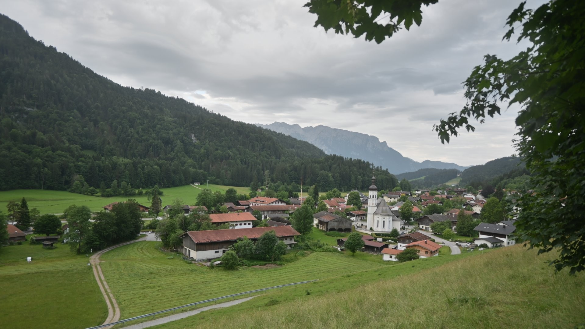 Archiv Foto Webcam Sachrang-Blick über Bergsteigerdorf