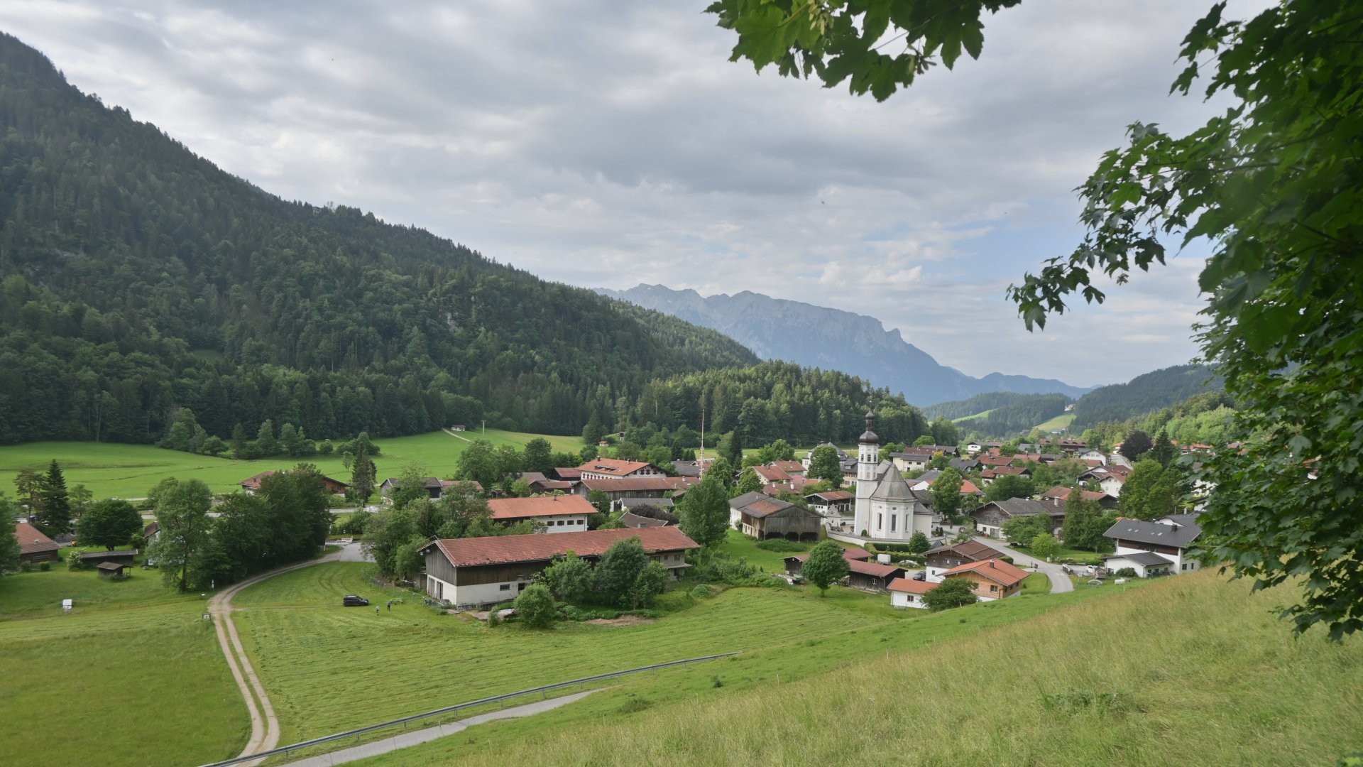 Archiv Foto Webcam Sachrang-Blick über Bergsteigerdorf