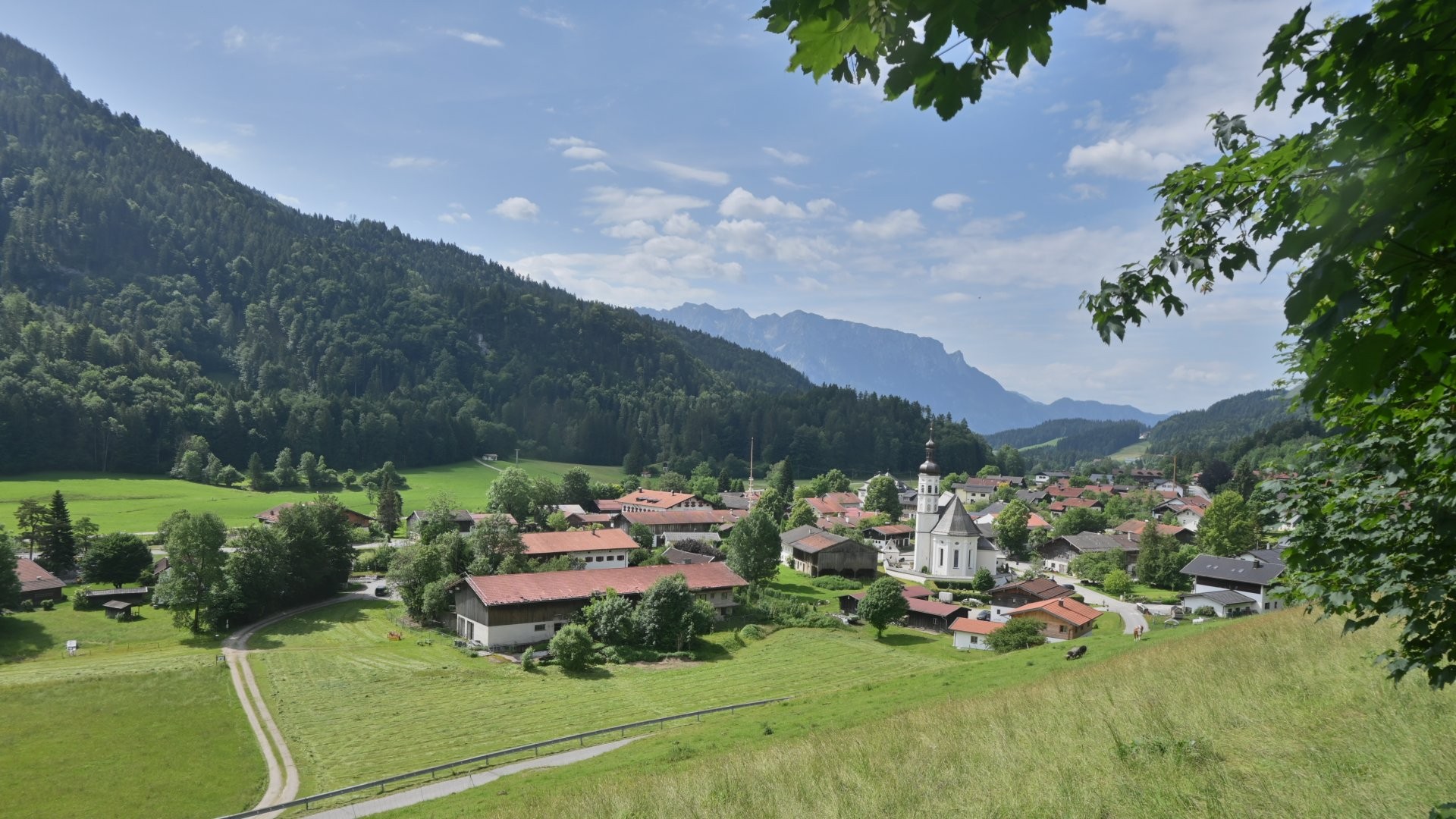 Archiv Foto Webcam Sachrang-Blick über Bergsteigerdorf