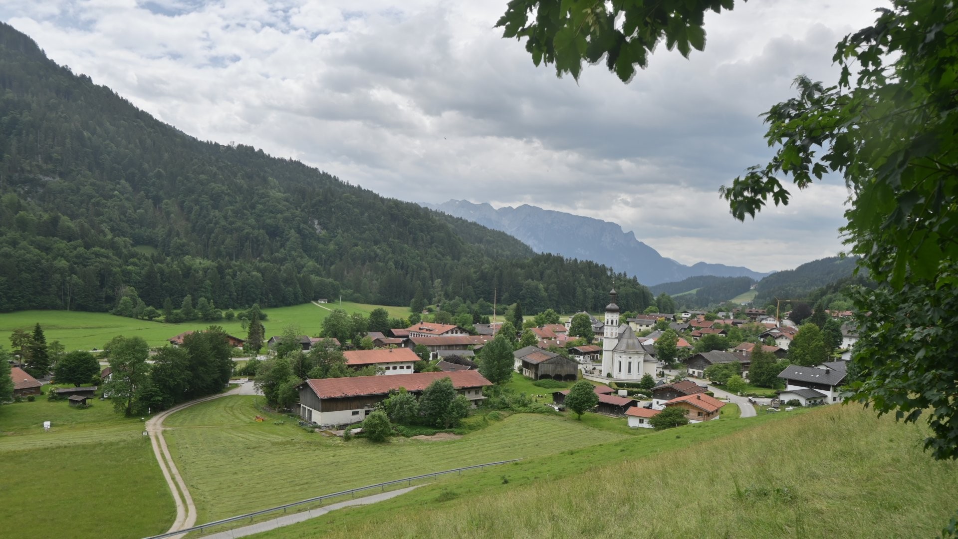 Archiv Foto Webcam Sachrang-Blick über Bergsteigerdorf