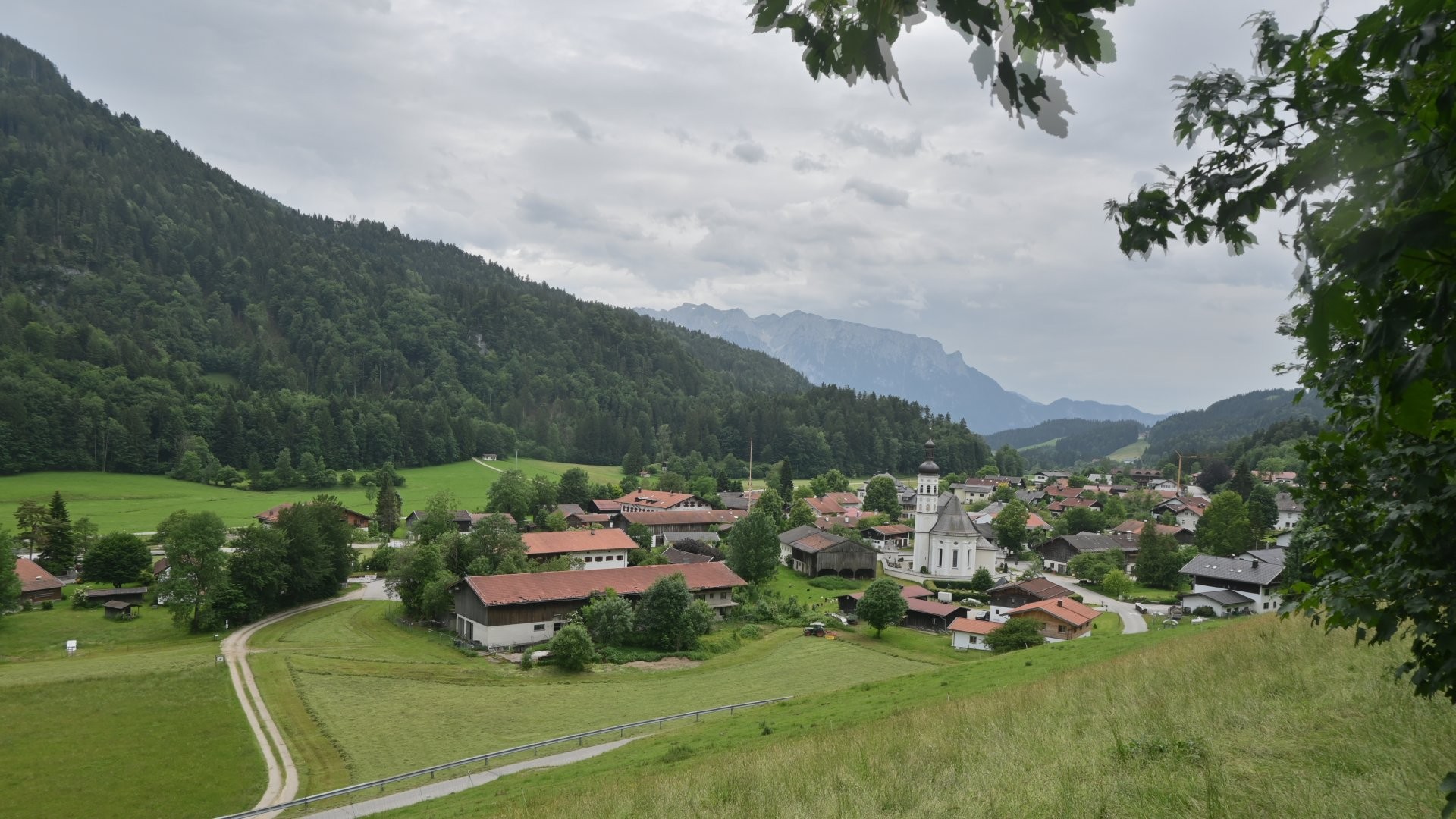 Archiv Foto Webcam Sachrang-Blick über Bergsteigerdorf