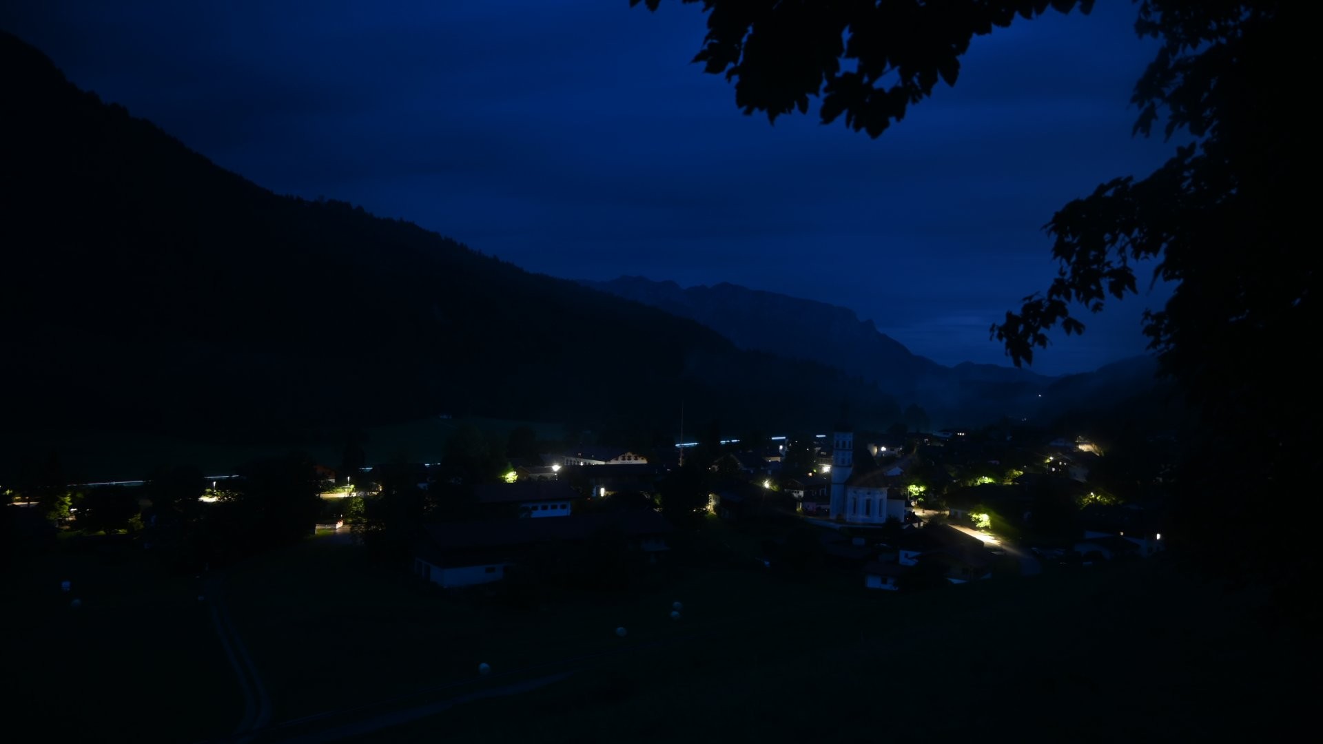 Archiv Foto Webcam Sachrang-Blick über Bergsteigerdorf