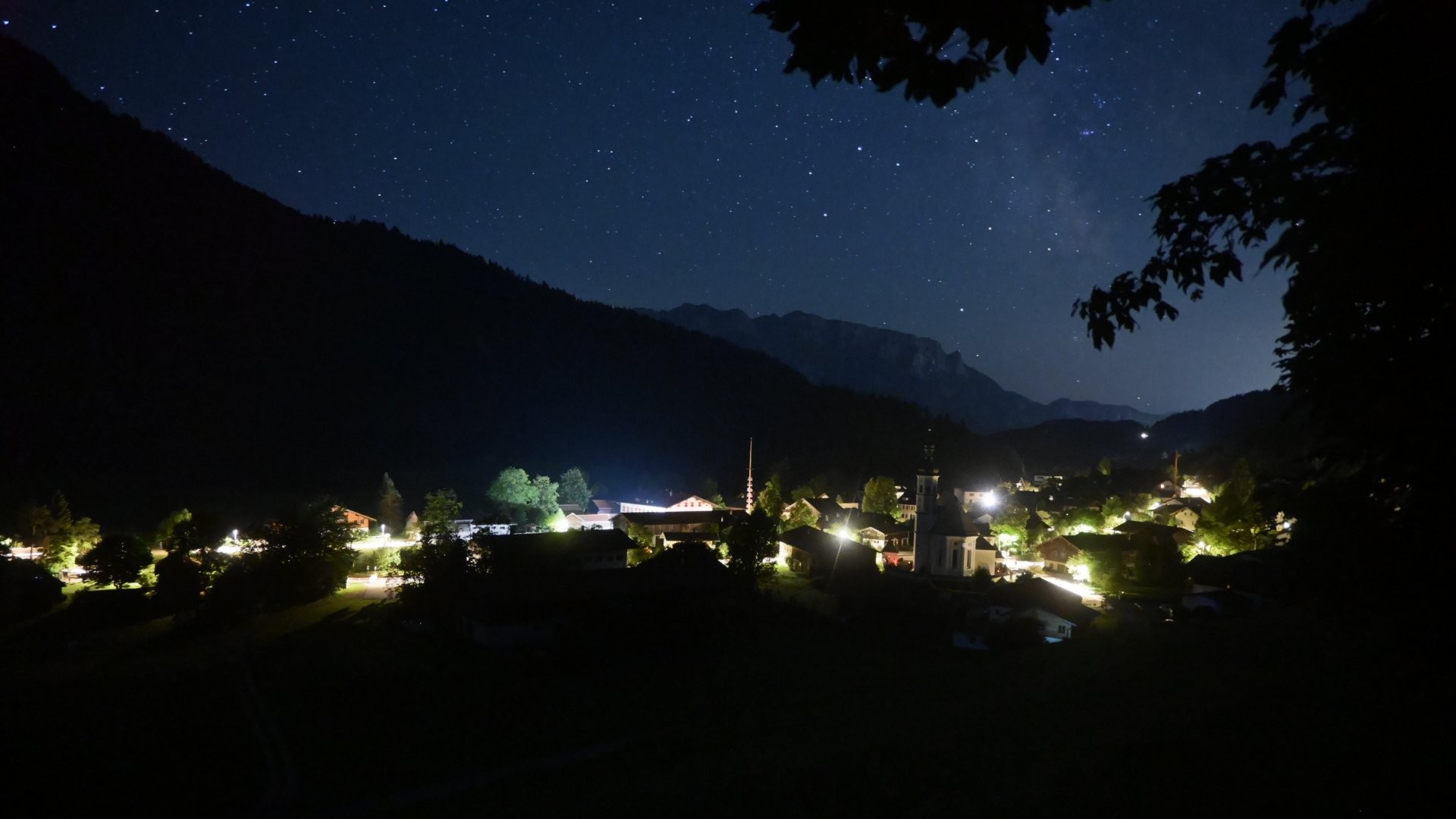 Archiv Foto Webcam Sachrang-Blick über Bergsteigerdorf