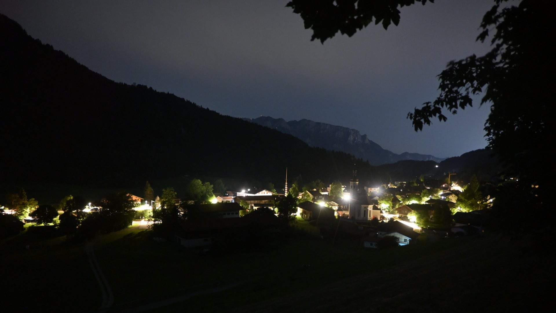 Archiv Foto Webcam Sachrang-Blick über Bergsteigerdorf